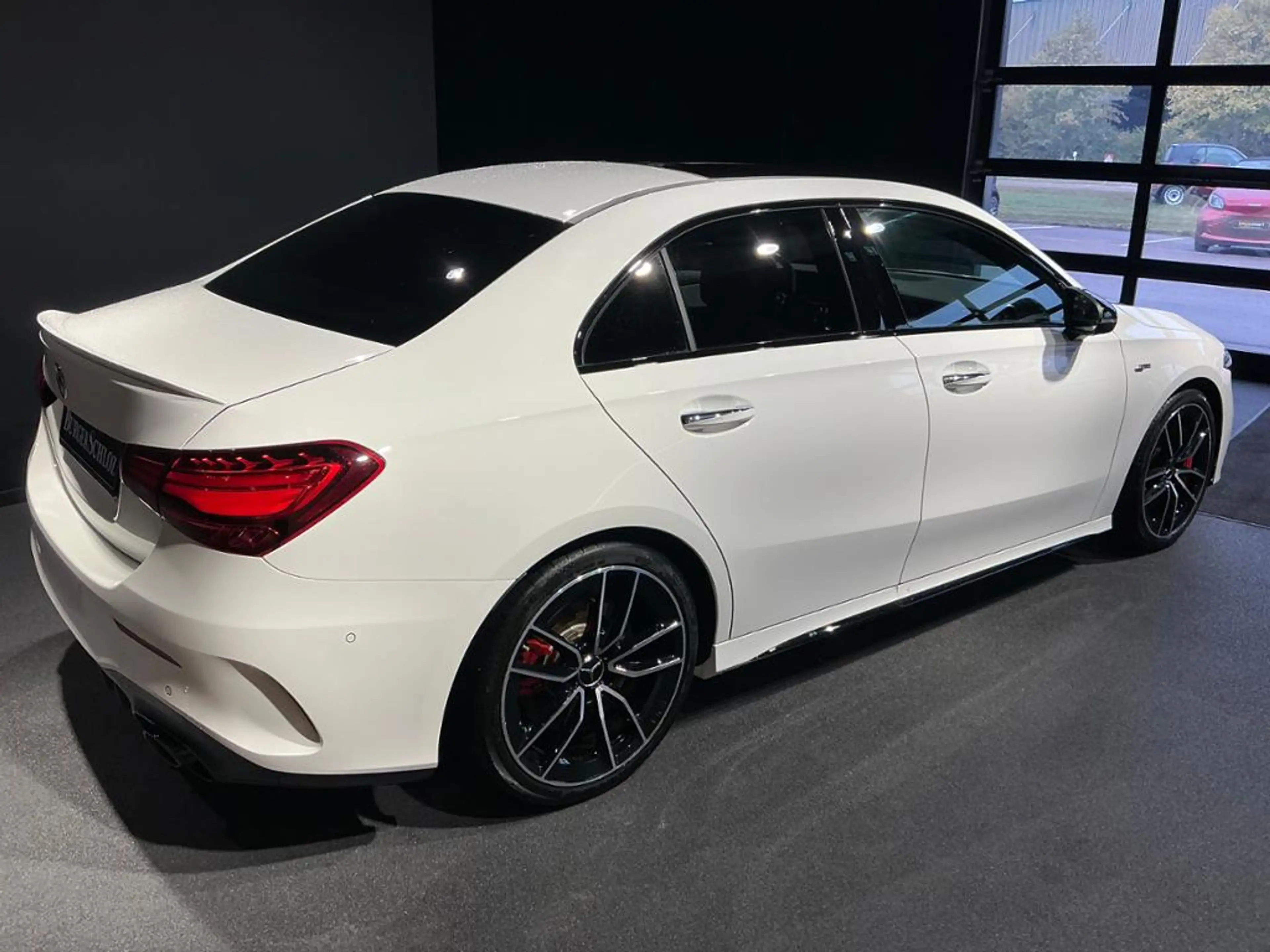 Mercedes-Benz A 35 AMG A 35 4M Limo PANO/NIGHT/LED/KAM/ — photo 4