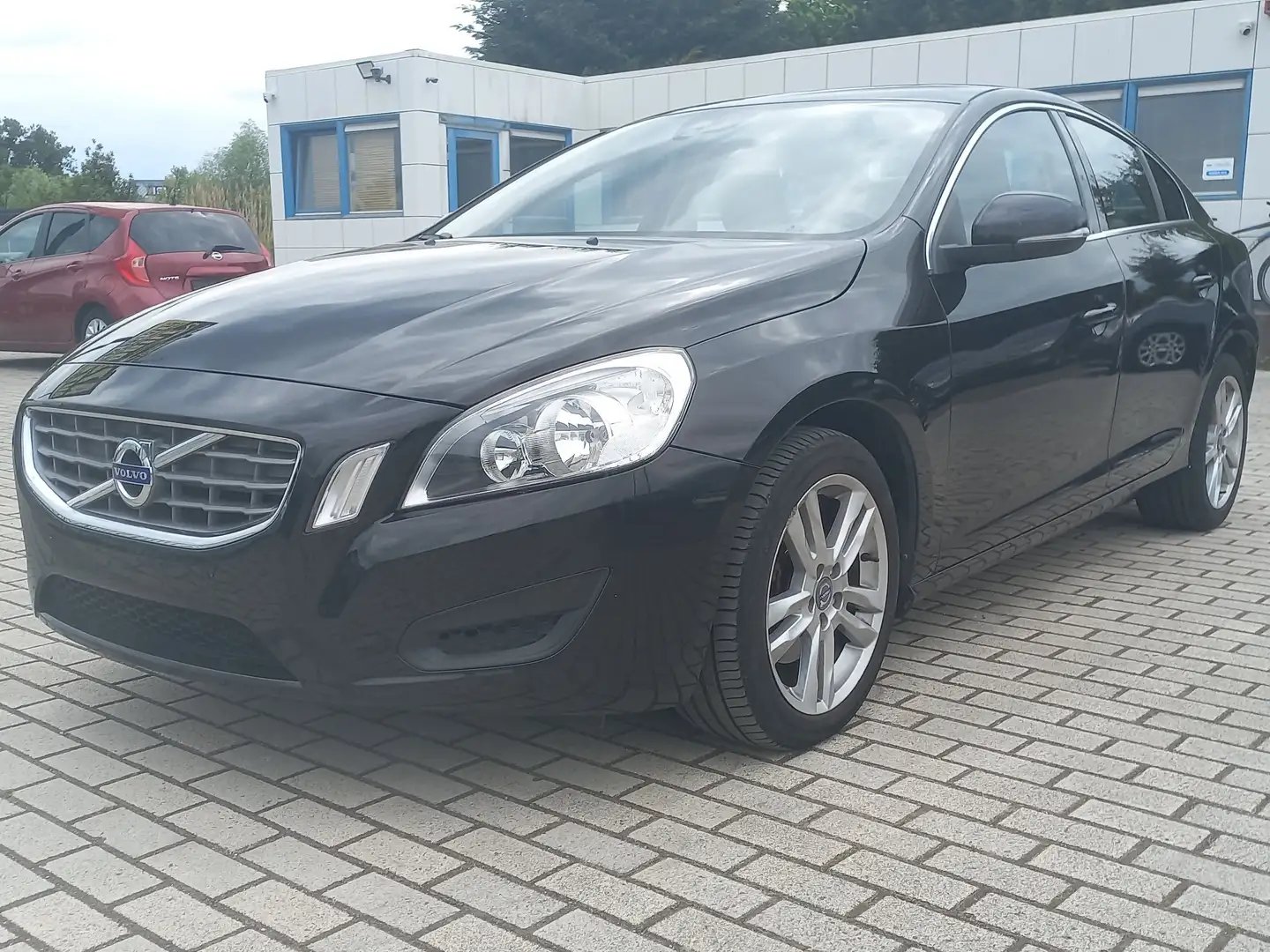 Volvo S60 1.6 D Drive | Start/Stop | Leder | Navi | Airco | Noir - 1