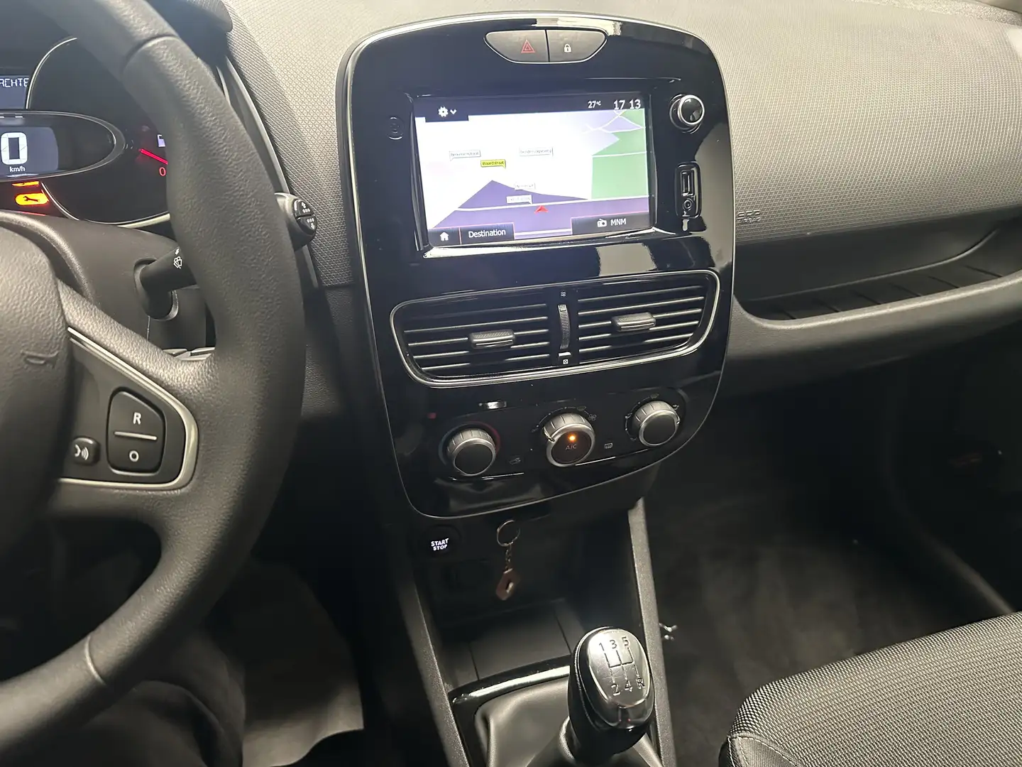 Renault Clio 1.2i Limited - 1