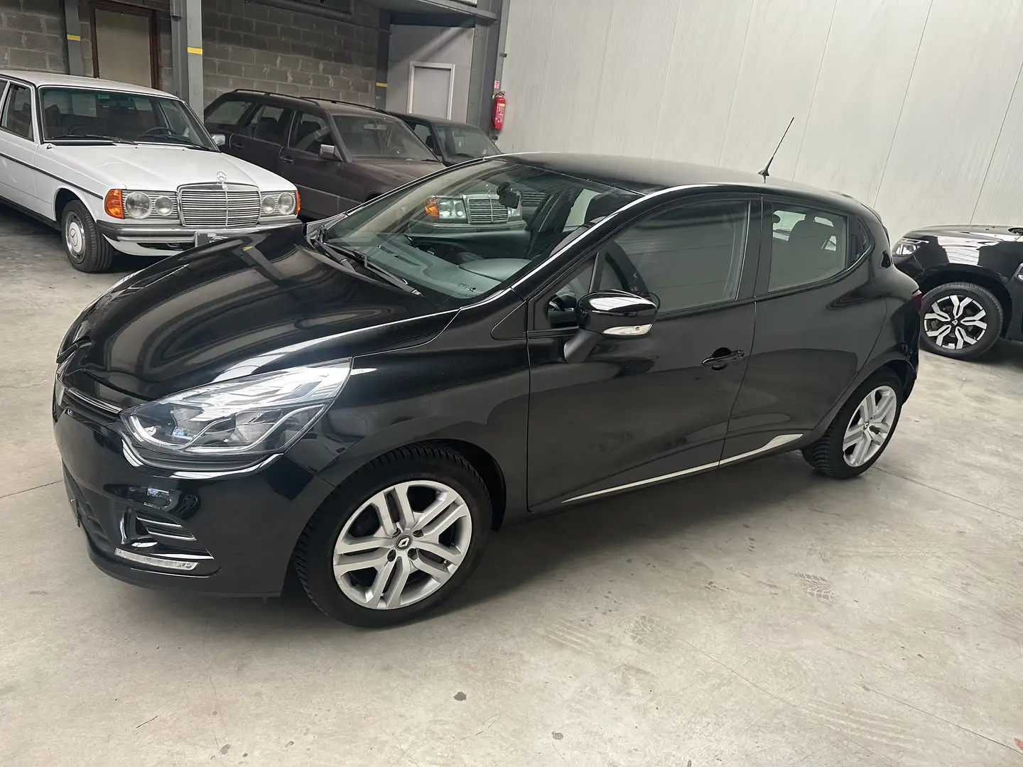Renault Clio 1.2i Limited - 2