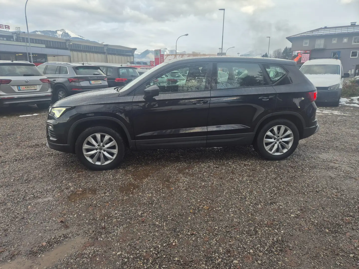 SEAT Ateca Style 4Drive 2,0 TDI DSG Schwarz - 2
