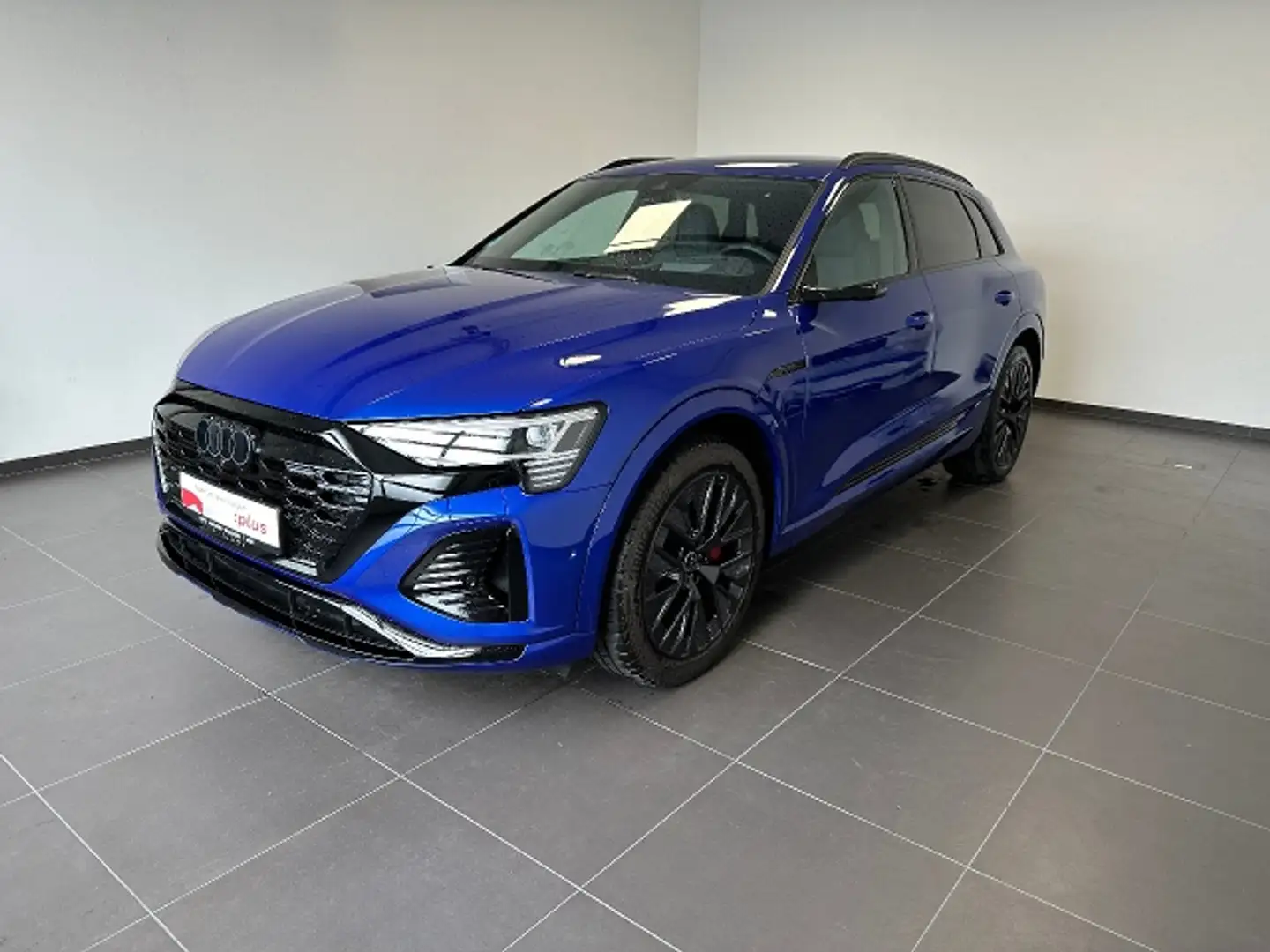 Audi Q8 e-tron S line 55  quattro Bleu - 2