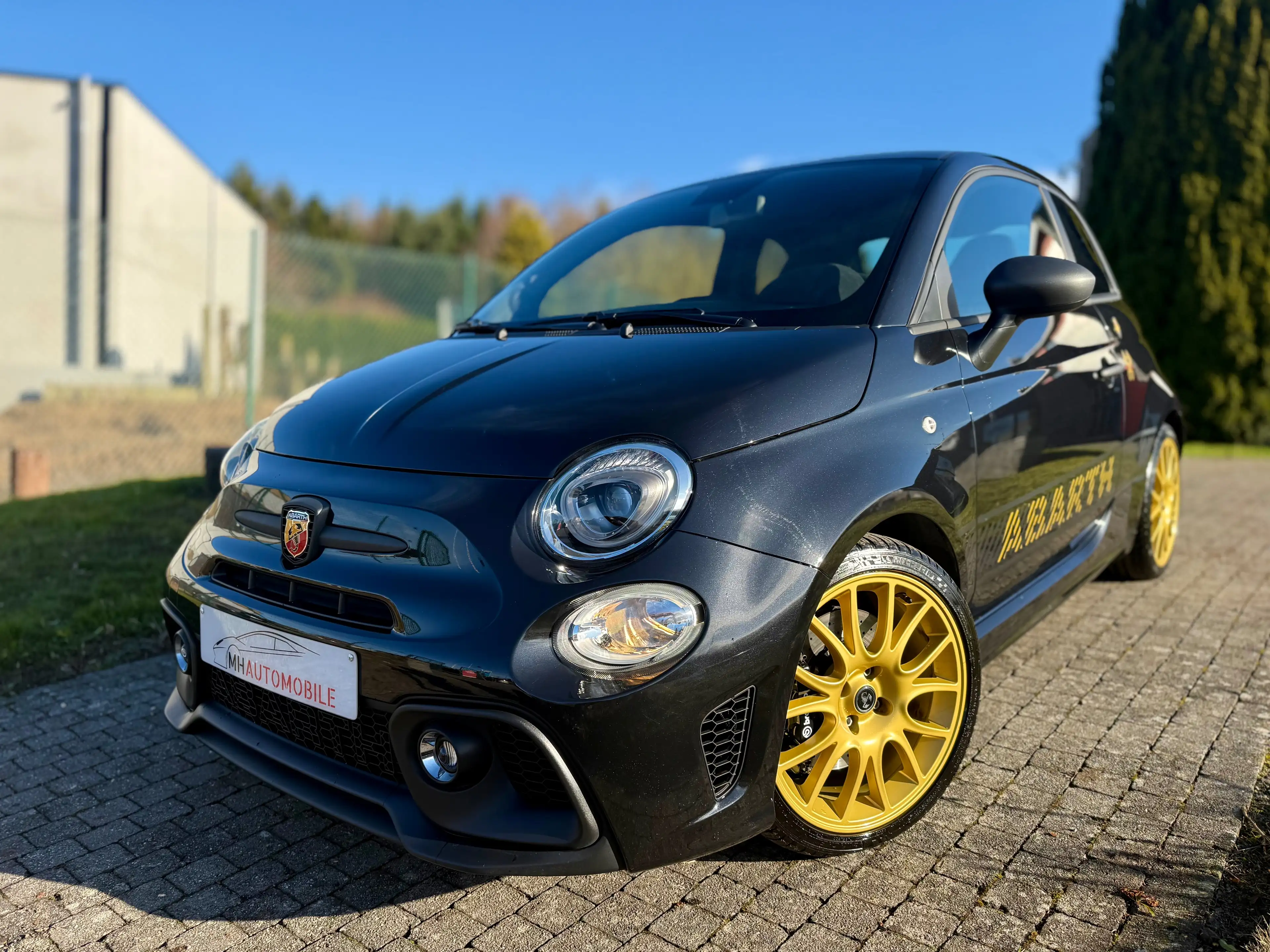 Fiat 500 Abarth 695 abarth 75 anniversaire