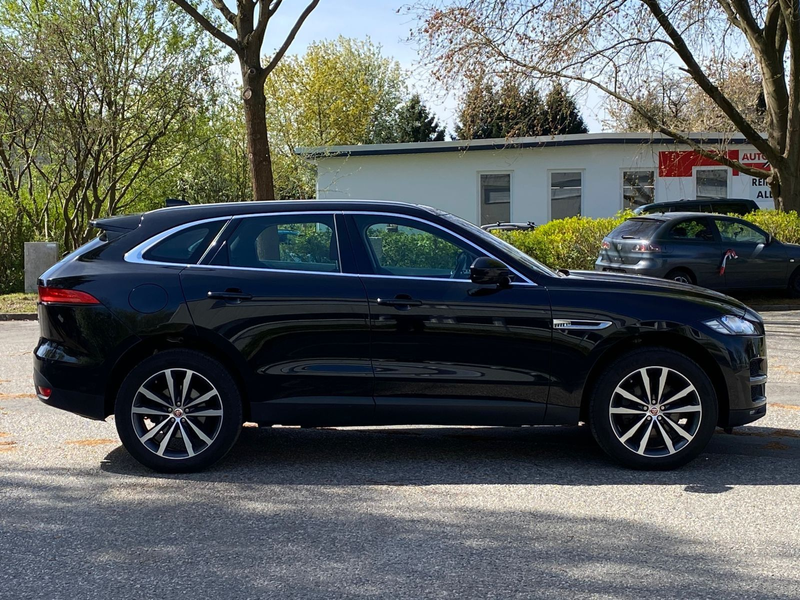 Jaguar F-Pace F-PACE Portfolio AWD*KEYLESS*MEMORY*LEDER — photo 4