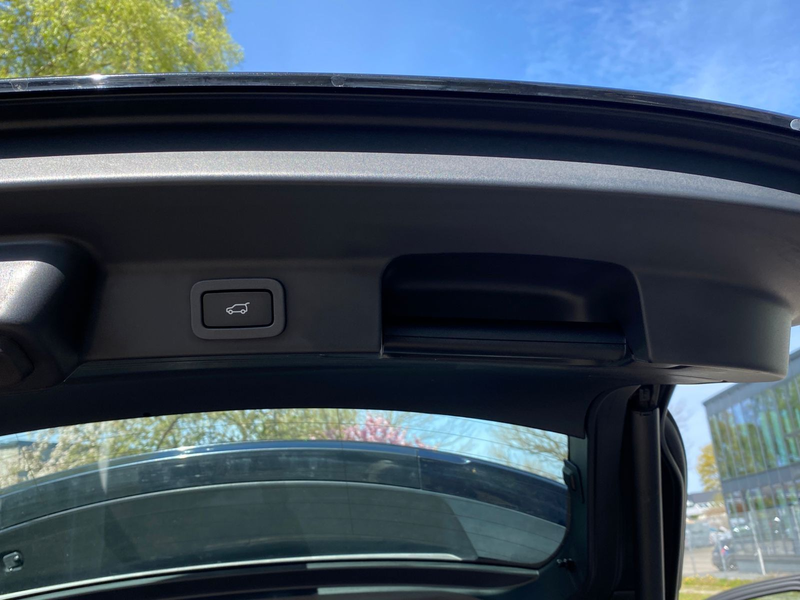 Jaguar F-Pace F-PACE Portfolio AWD*KEYLESS*MEMORY*LEDER — photo 10