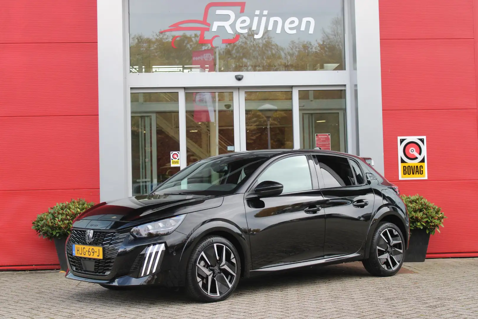 Peugeot 208 GT 1.2 Hybrid 145PK e-DCS6 | NAVIGATIE | DRAADLOZE Noir - 1