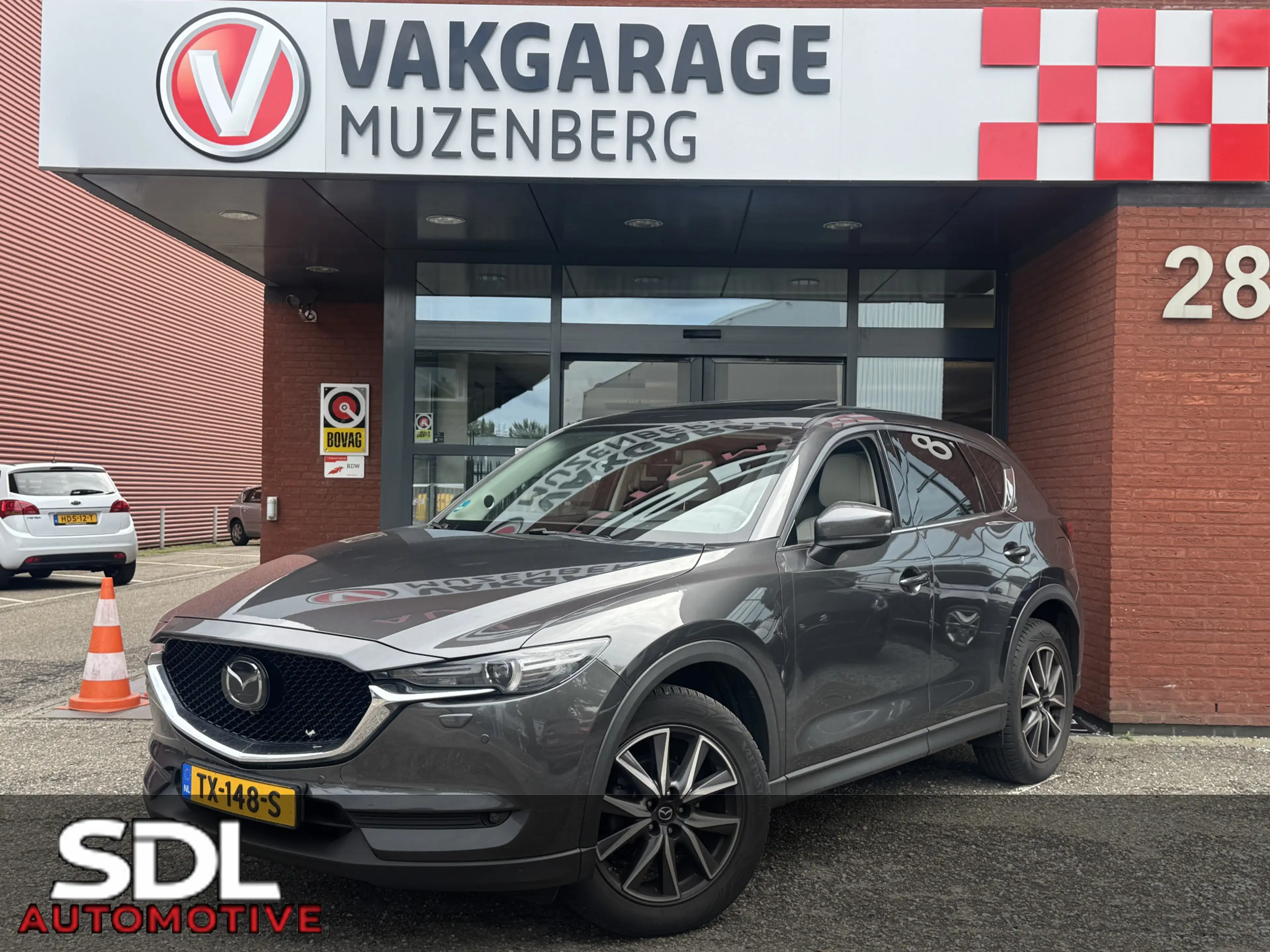 Mazda CX-5 2.5 SkyActiv-G 194 GT-M // NAVI // BOSE AUDIO // S