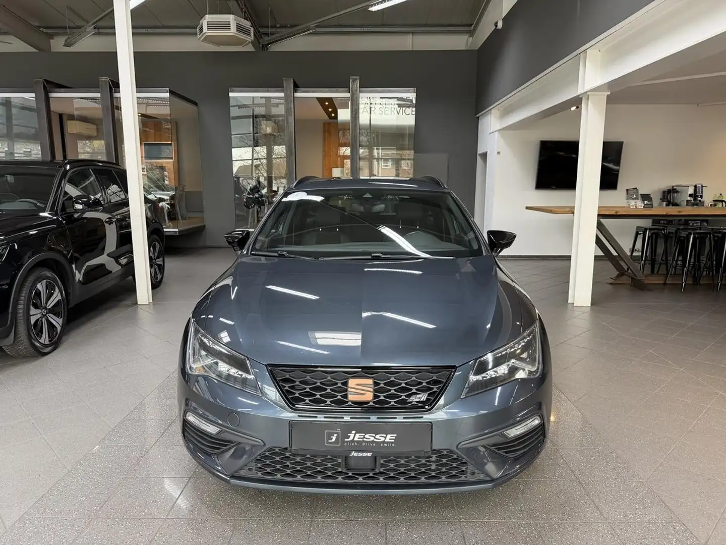 SEAT Leon ST 2.0 TSI Cupra 4Drive LED ACC Virtual R.CAM Gri - 2