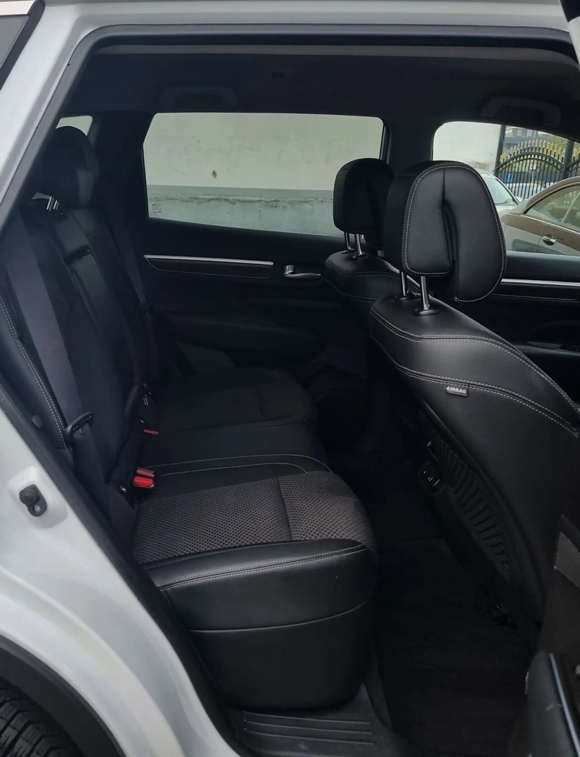 Renault Koleos Intens 4x4 -SPURHALTE-LEDER-GARANTIE- — photo 17