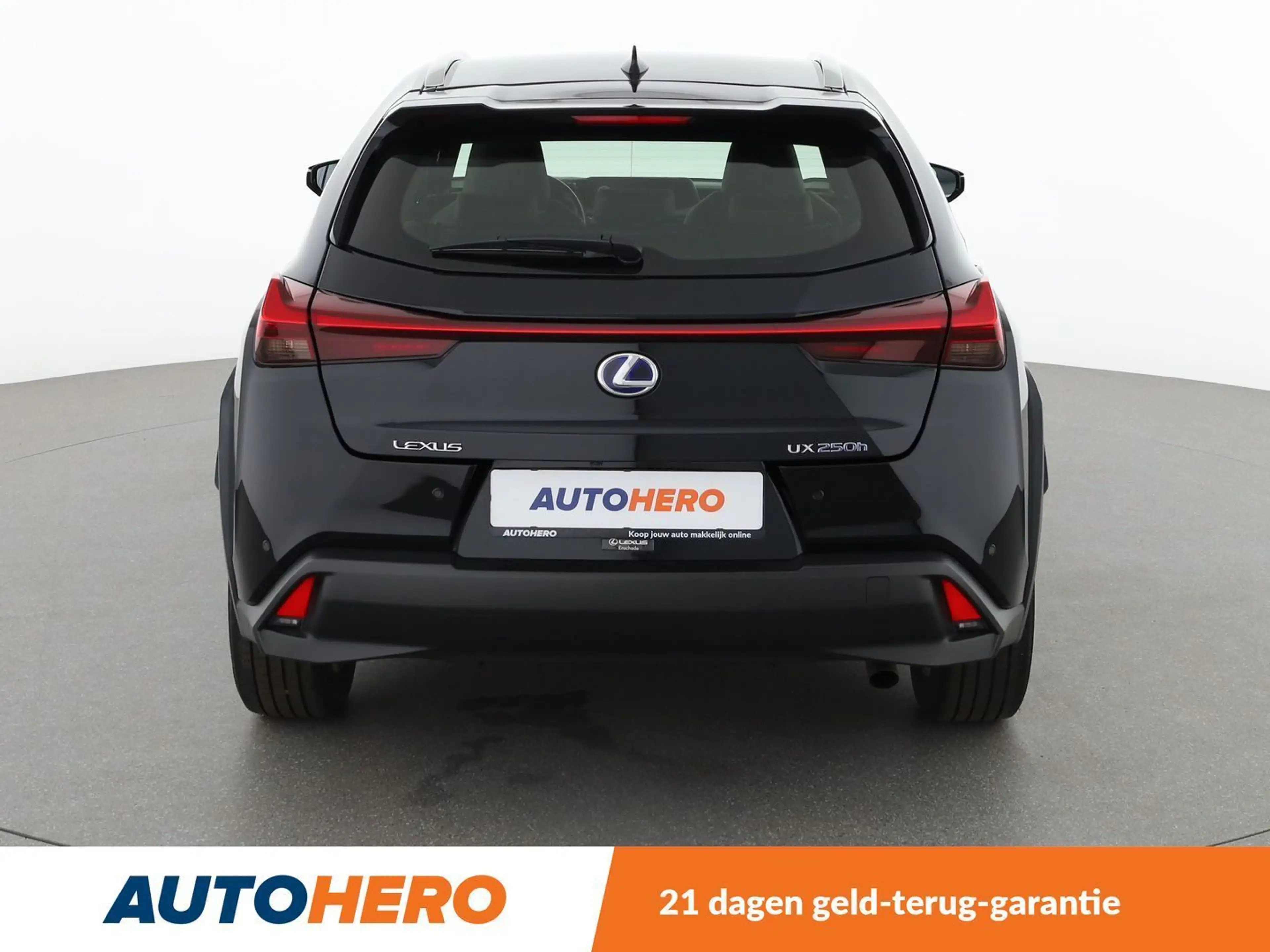 Lexus UX 250h UX 250h Pack Business Plus — photo 5