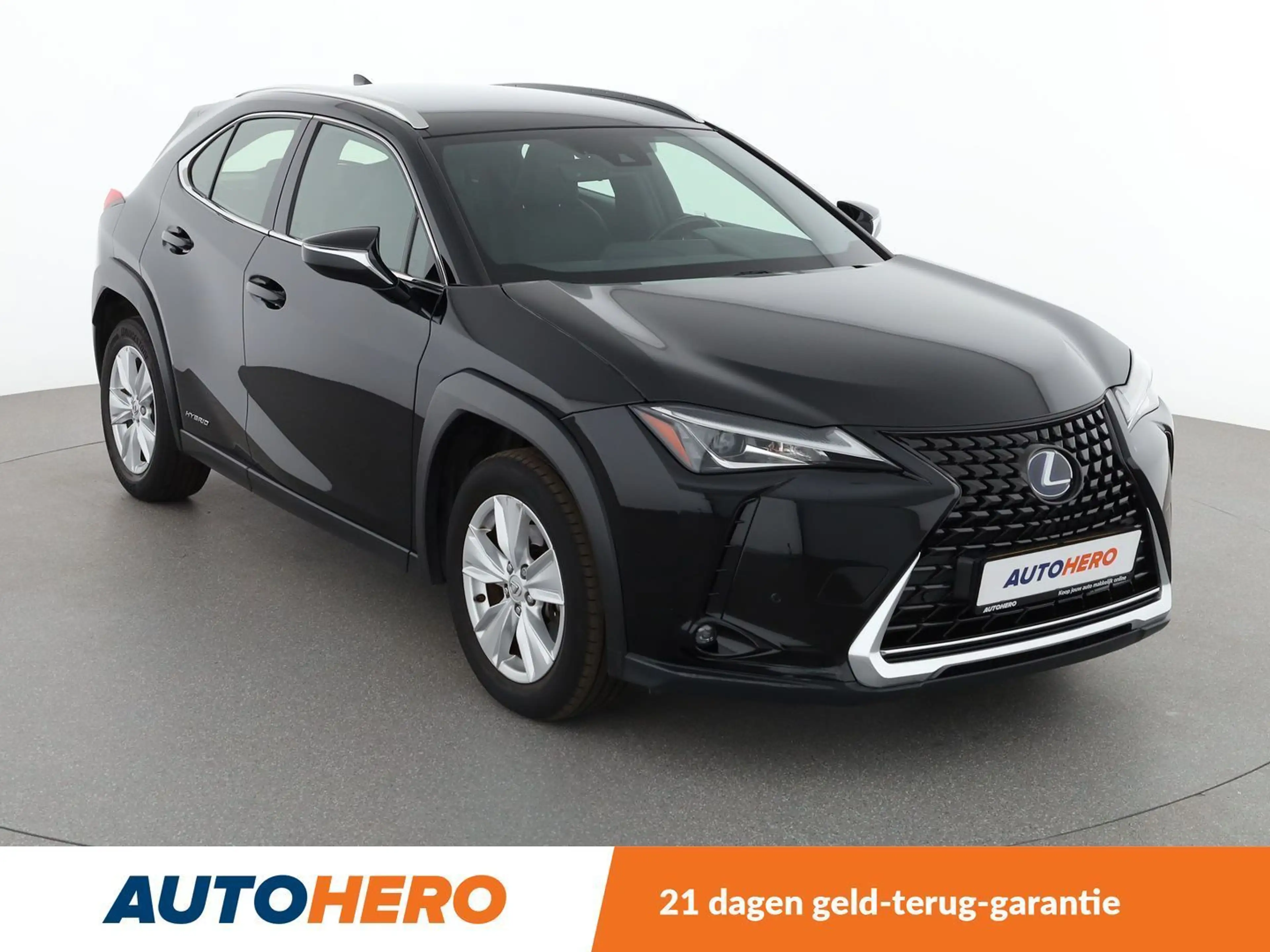 Lexus UX 250h UX 250h Pack Business Plus — photo 8
