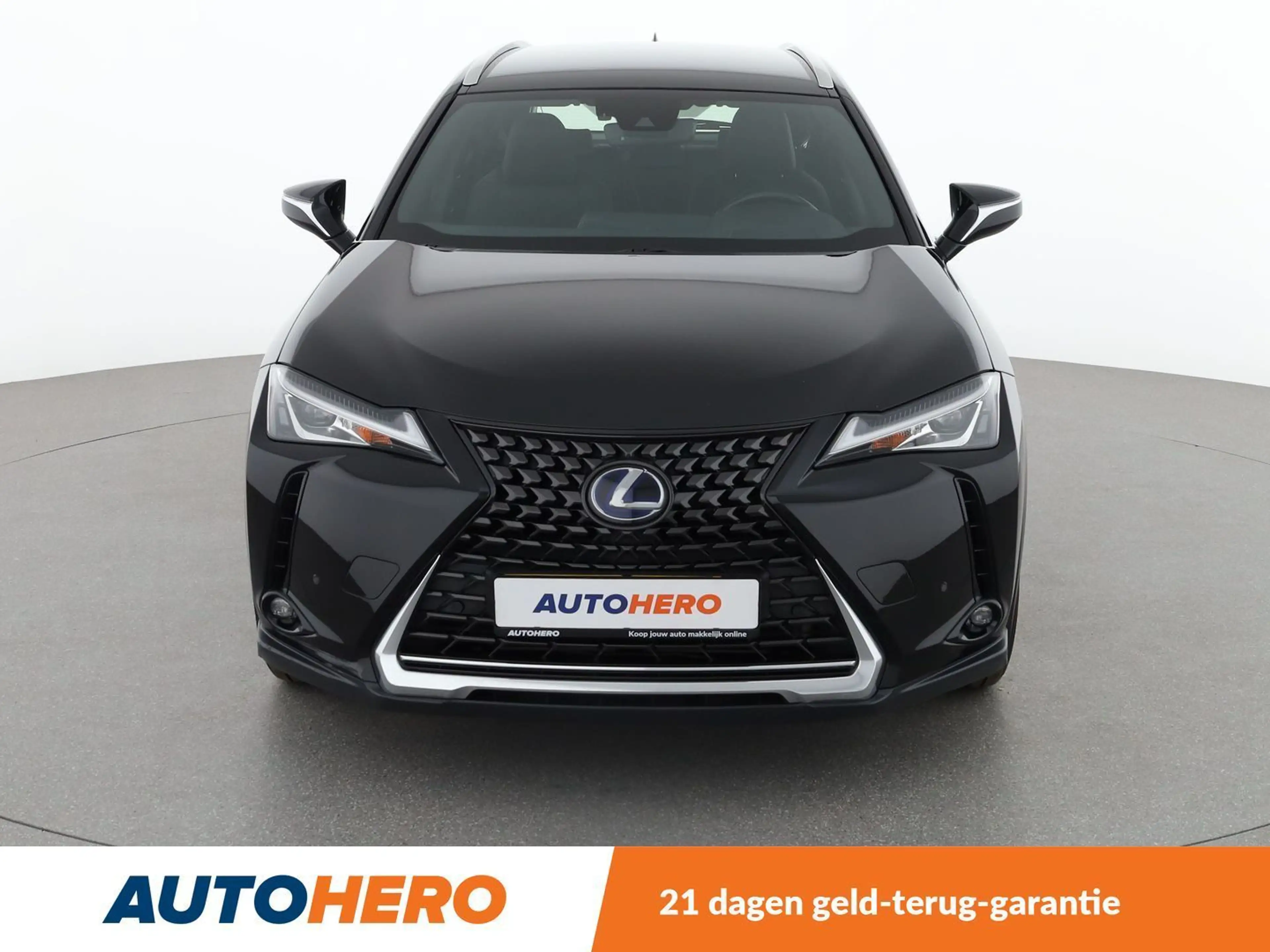 Lexus UX 250h UX 250h Pack Business Plus — photo 9