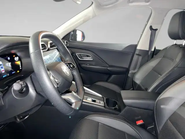 MG ZS view 3
