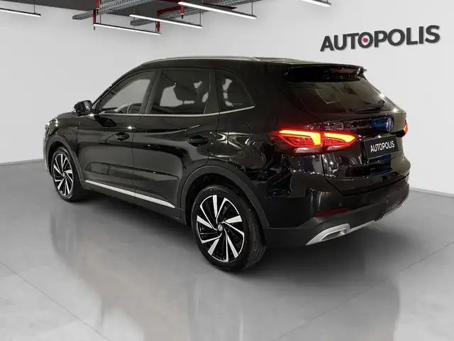 MG ZS view 12
