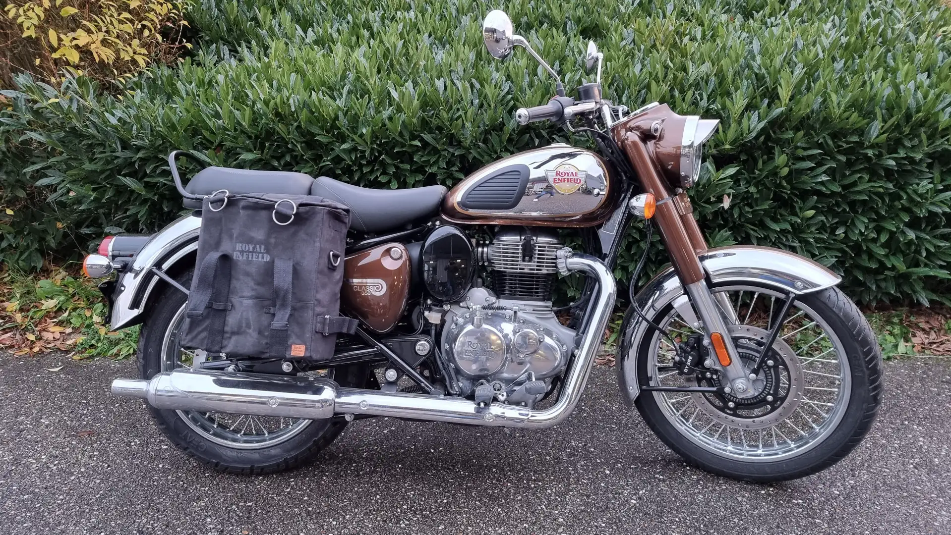 Royal Enfield Classic Brun - 2
