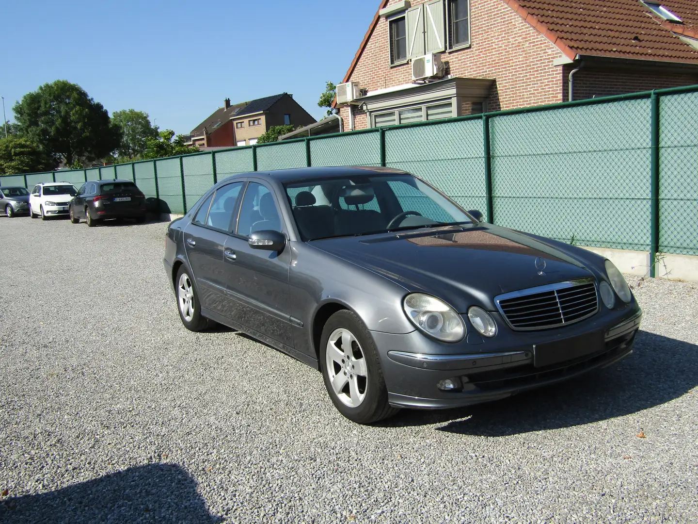 Mercedes-Benz E 220 E 220 CDI Automatik Avantgarde DPF Grijs - 2