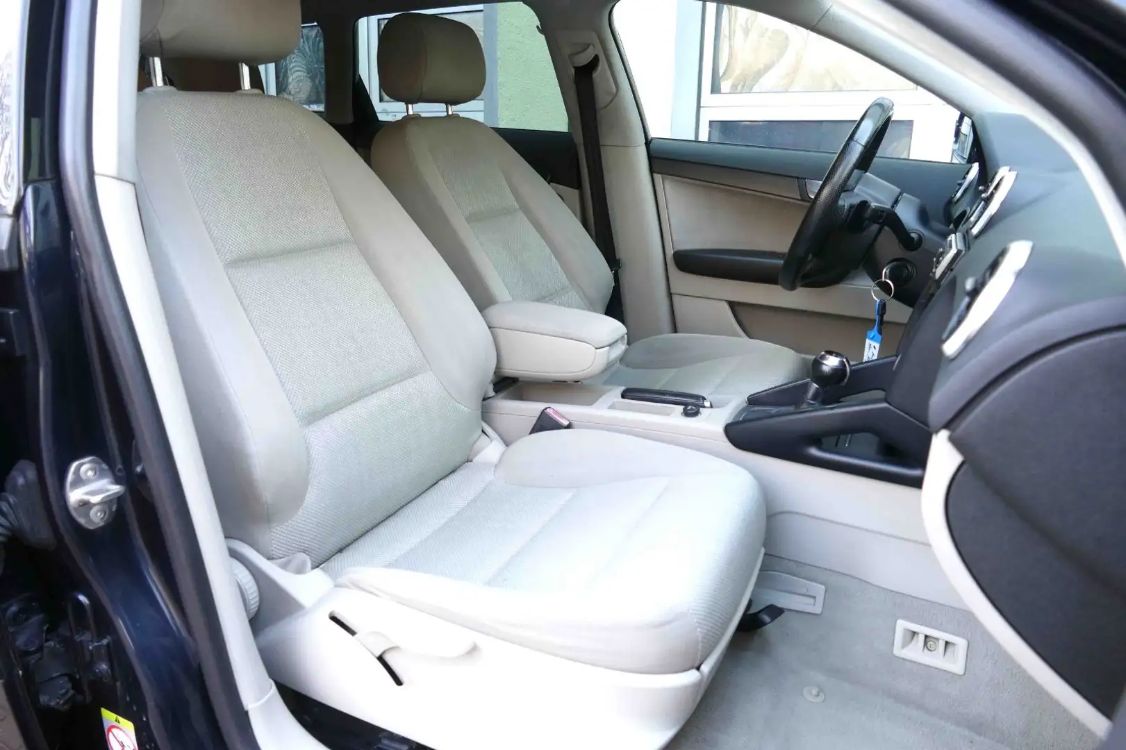 Audi A3 Sportback 2.0 TDI AUTOMATIK °TÜV NEU°GARANTIE Bleu - 2