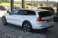 Volvo V60 Cross Country B4 AWD Cross Country Geartronic 20", ACC, Stand... Weiß - thumbnail 3