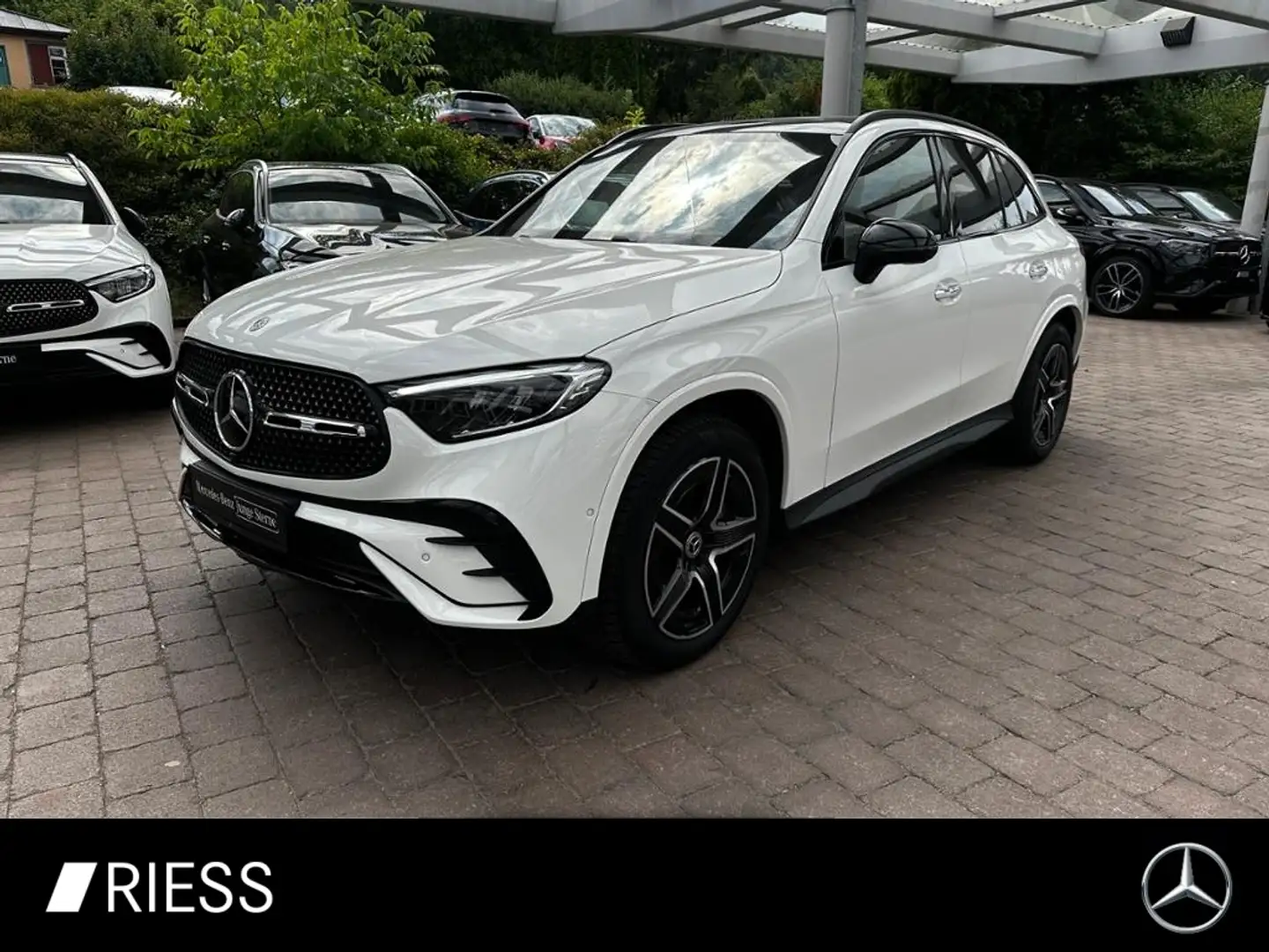 Mercedes-Benz GLC 220 d 4M AMG Sport Night Distr Pano AHK 360 Bianco - 1