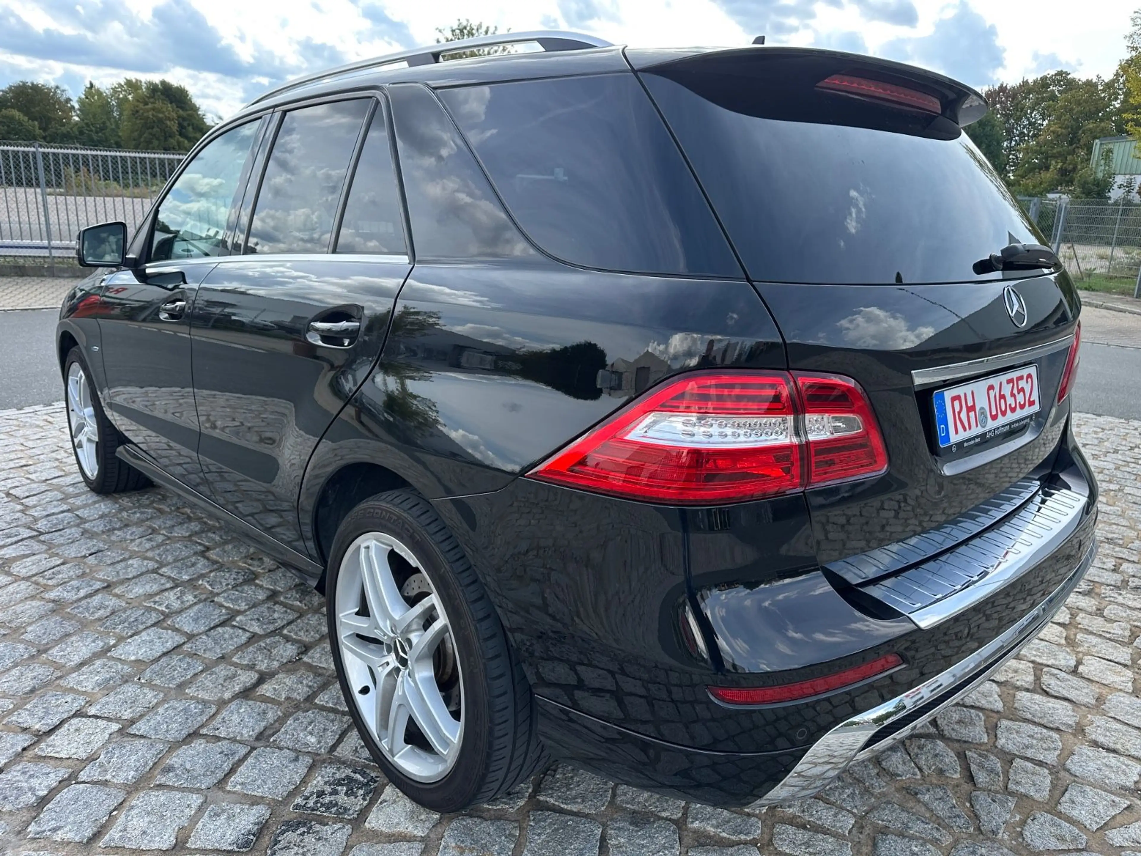 Mercedes-Benz ML 350 ML ML 350 CDI BlueTec 4Matic — photo 4