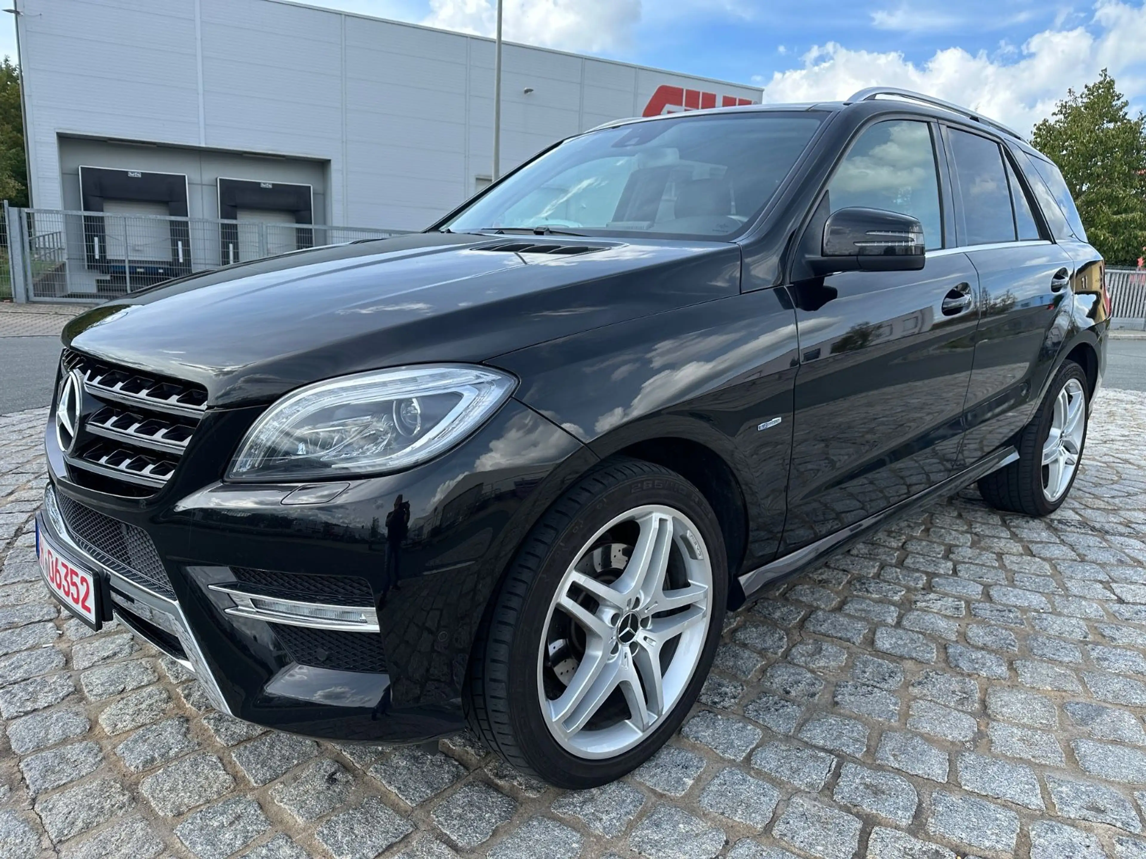 Mercedes-Benz ML 350 ML ML 350 CDI BlueTec 4Matic — photo 2