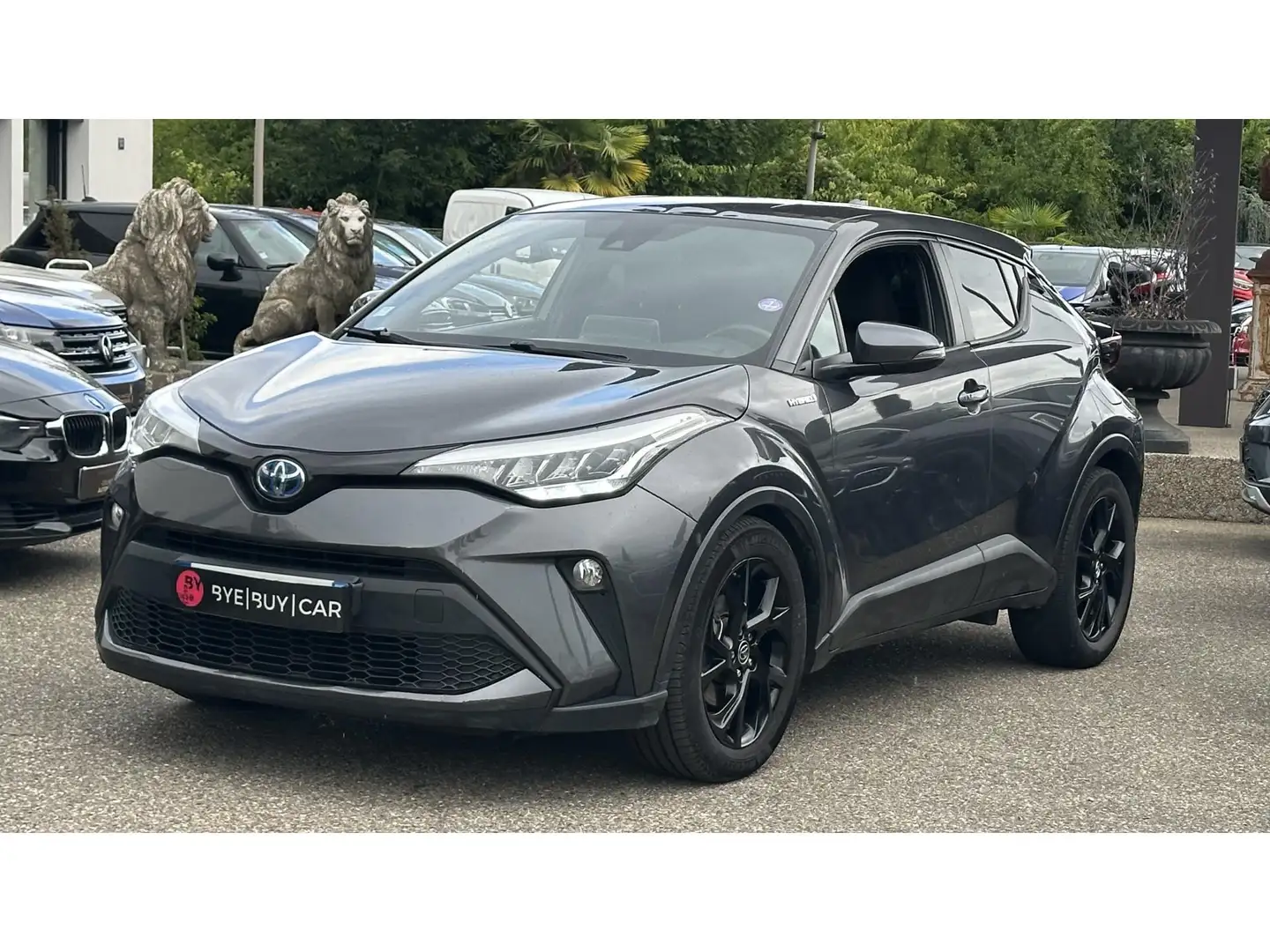 Toyota C-HR 1.8 Hybrid 122H e-CVT Dynamic Business - GARANTIE  Gris - 1