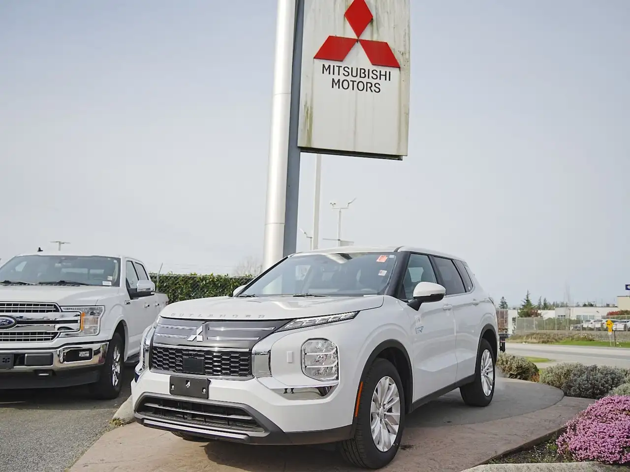 2026 Mitsubishi Outlander