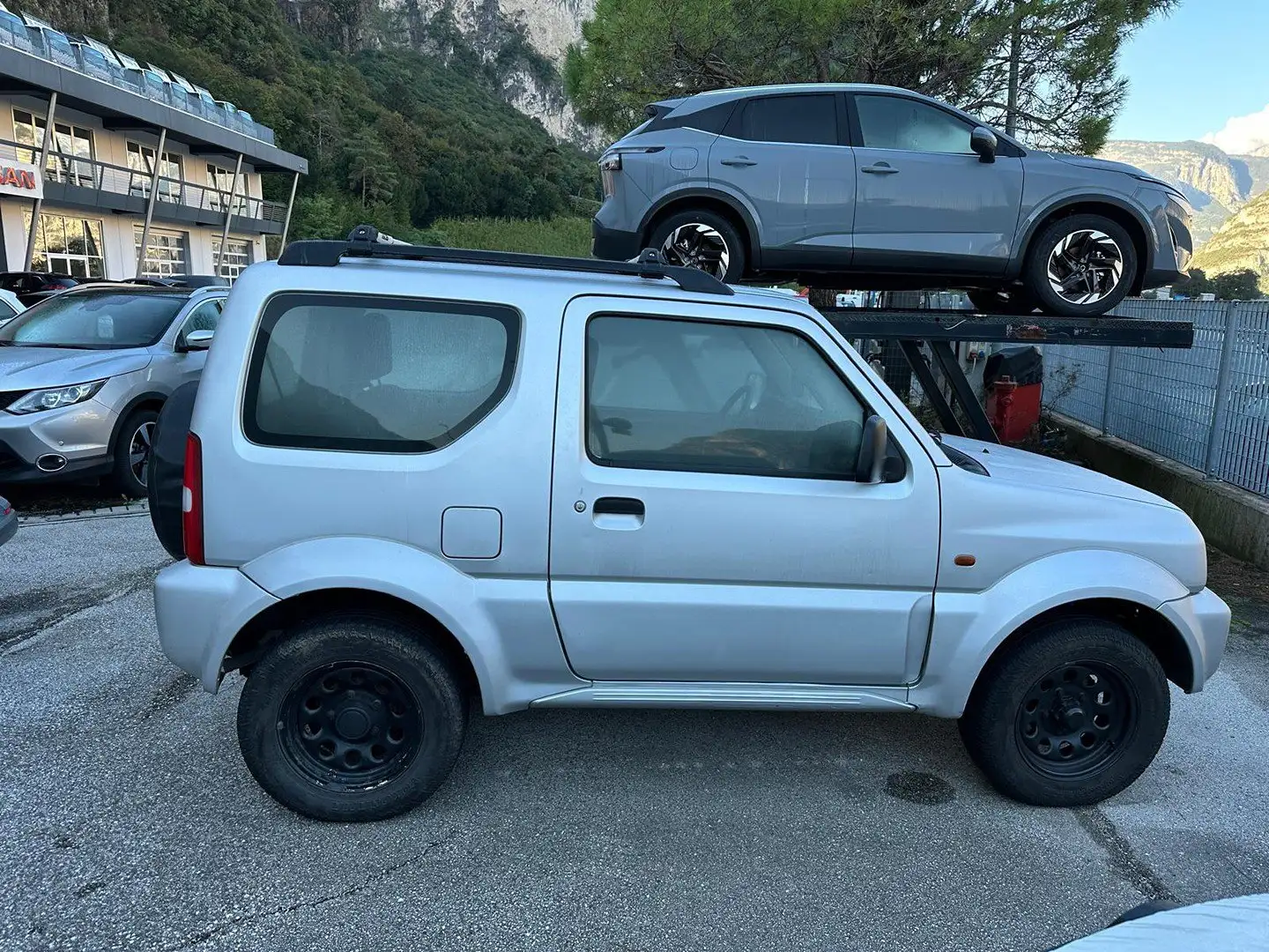 Suzuki Jimny 1.3 JLX 4WD E3 JIMNY Silber - 2