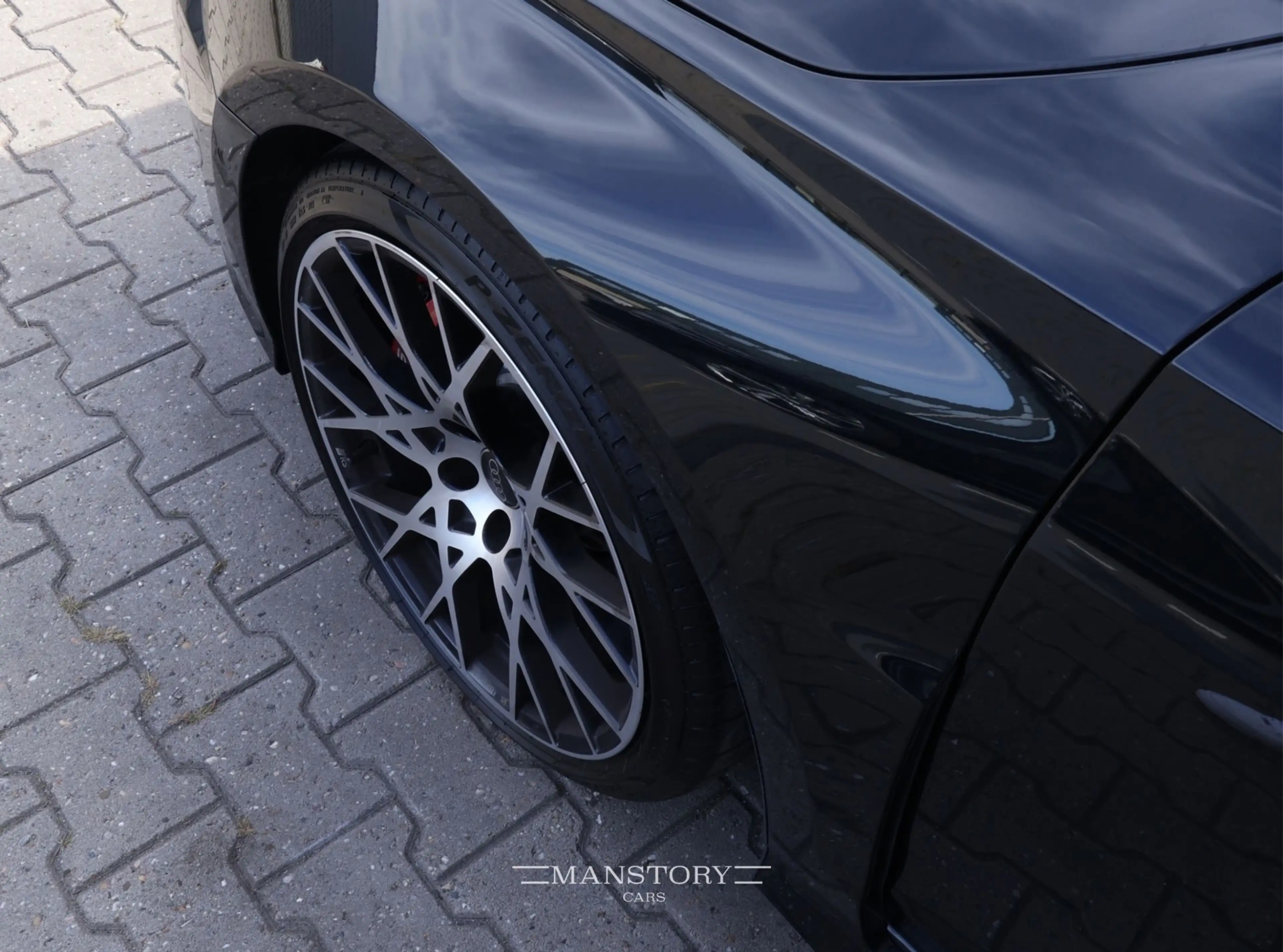 Audi RS3 2.5 TFSI quattro Limousine — photo 11