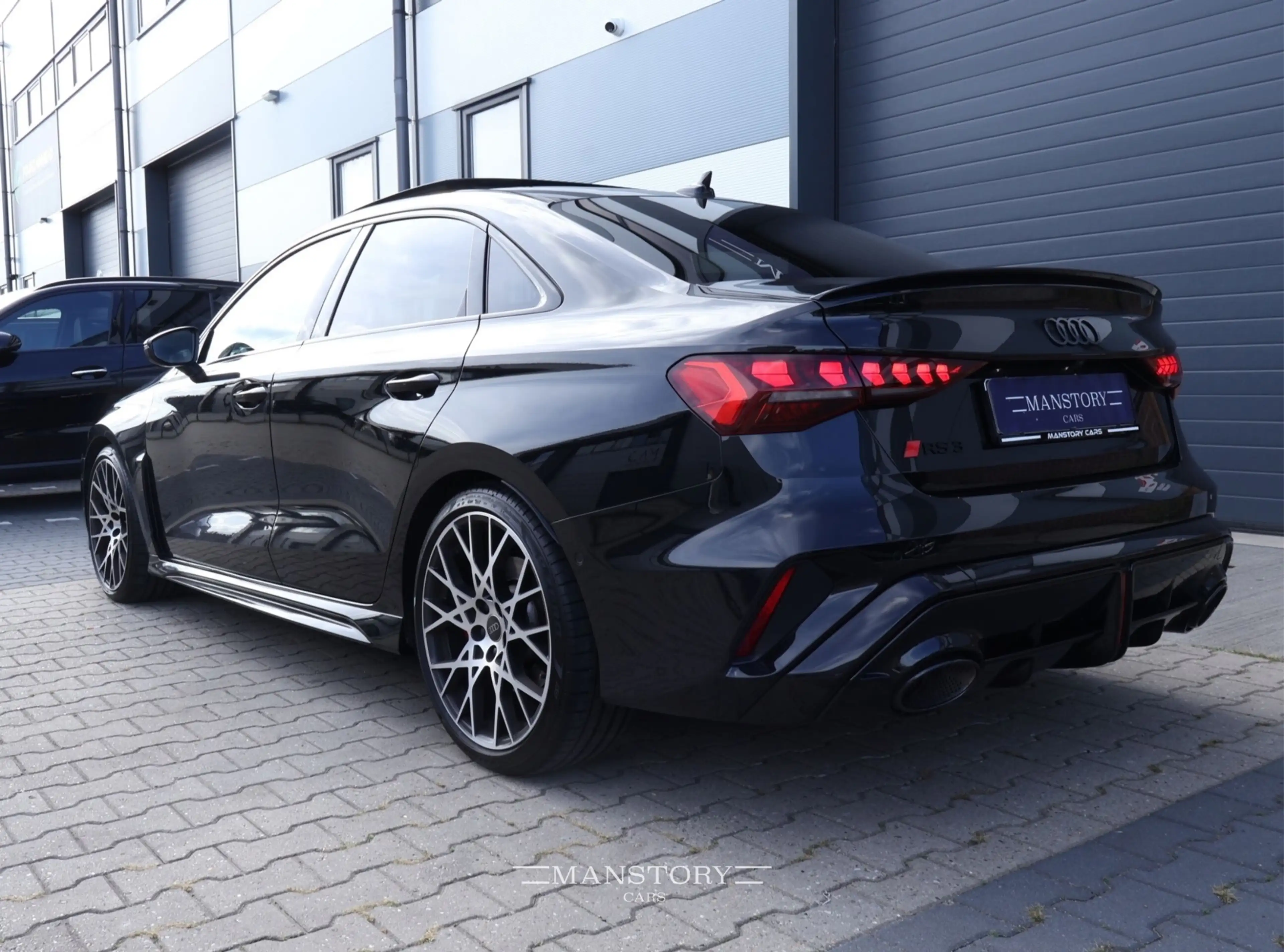 Audi RS3 2.5 TFSI quattro Limousine — photo 6
