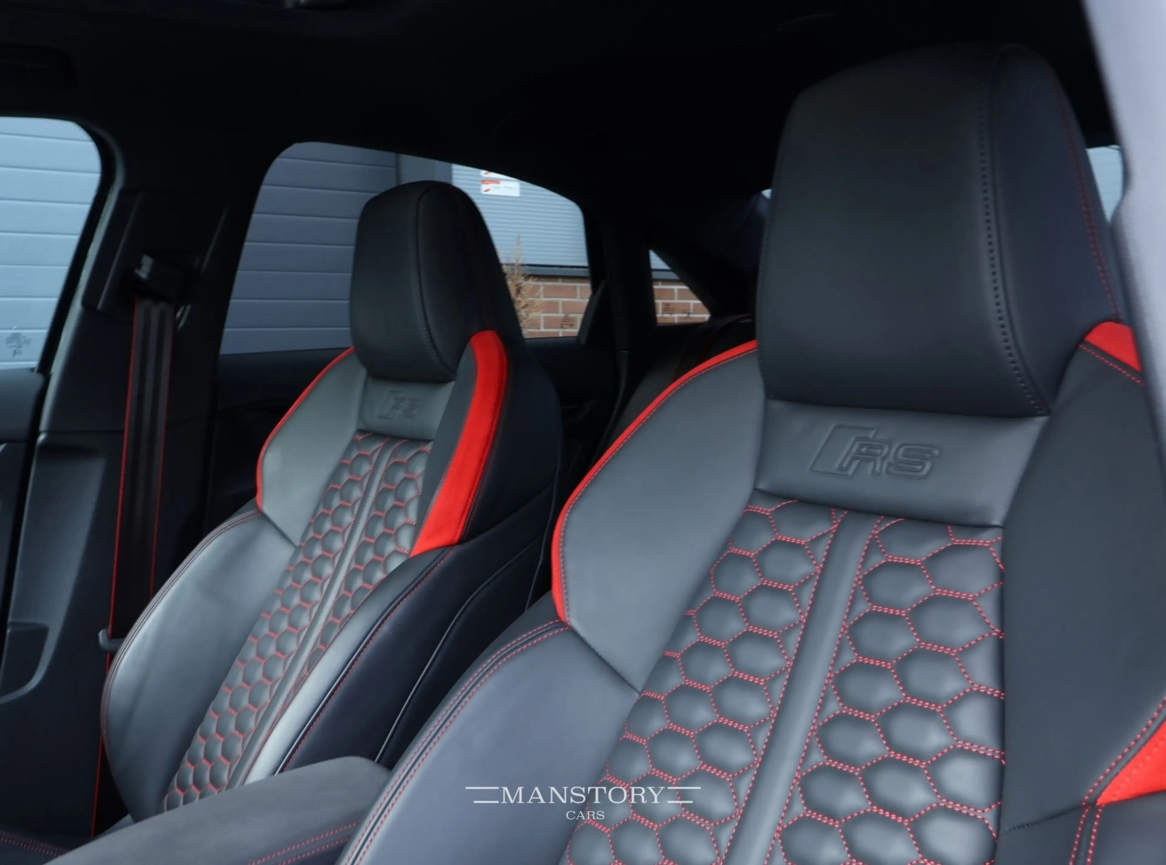 Audi RS3 2.5 TFSI quattro Limousine — photo 15