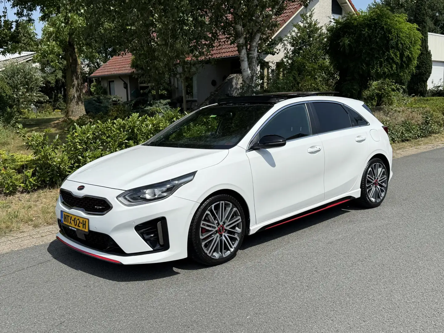 Kia Ceed / cee'd 1.6 T-GDi GT 204PK Automaat•Pano•JBL bijela - 1