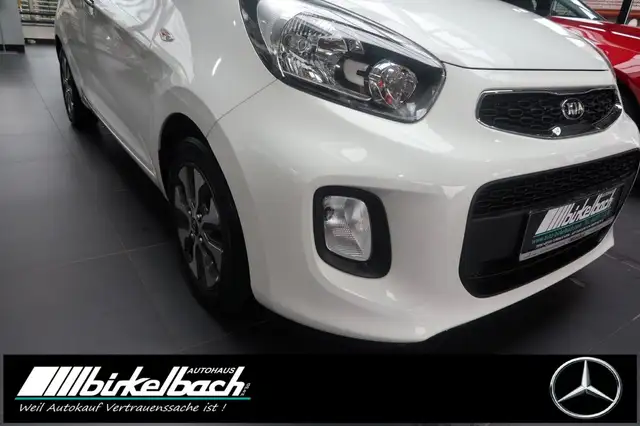 Kia Picanto view 12