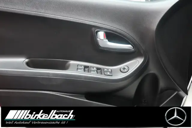 Kia Picanto view 8