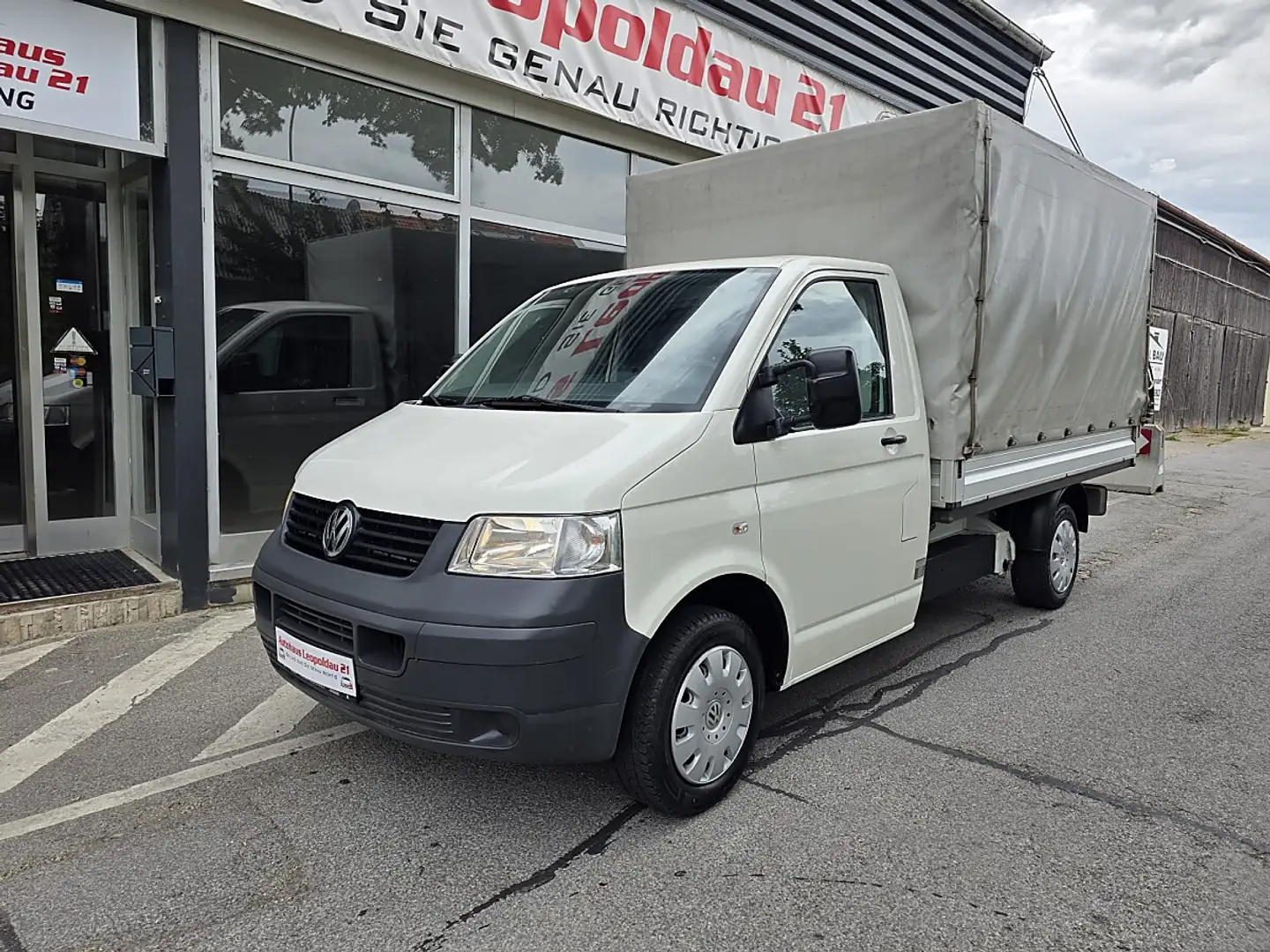 Volkswagen T5 Pritsche LR 1,9 TDI Weiß - 1