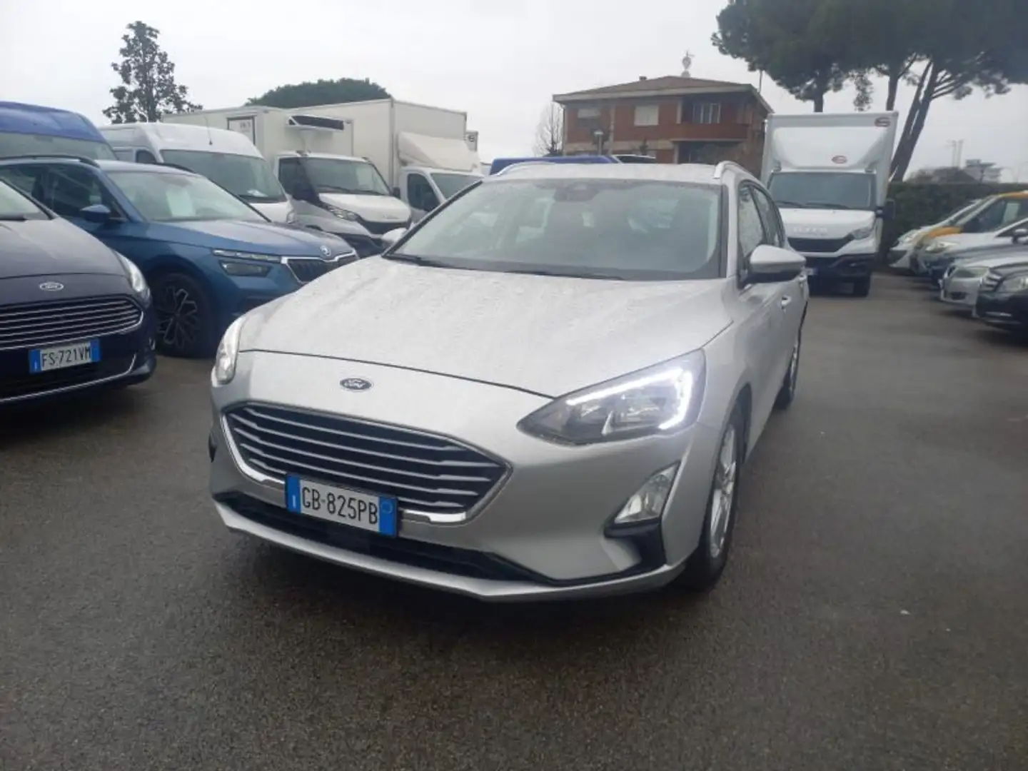 Ford Focus 1.0 Ecoboost Business SW Grey - 1