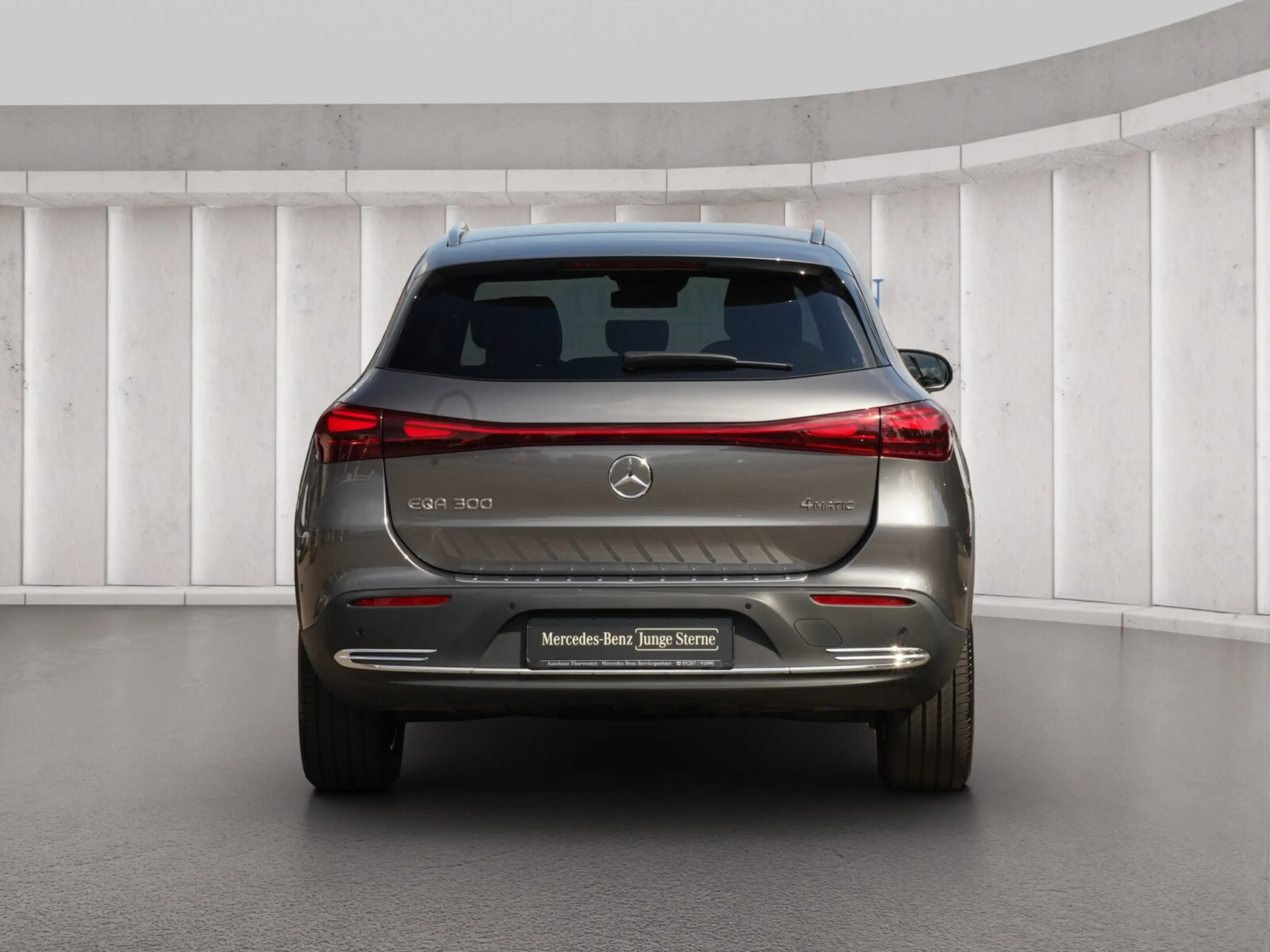 Mercedes-Benz EQA 300 EQA 300 4MATIC Progressive — photo 7