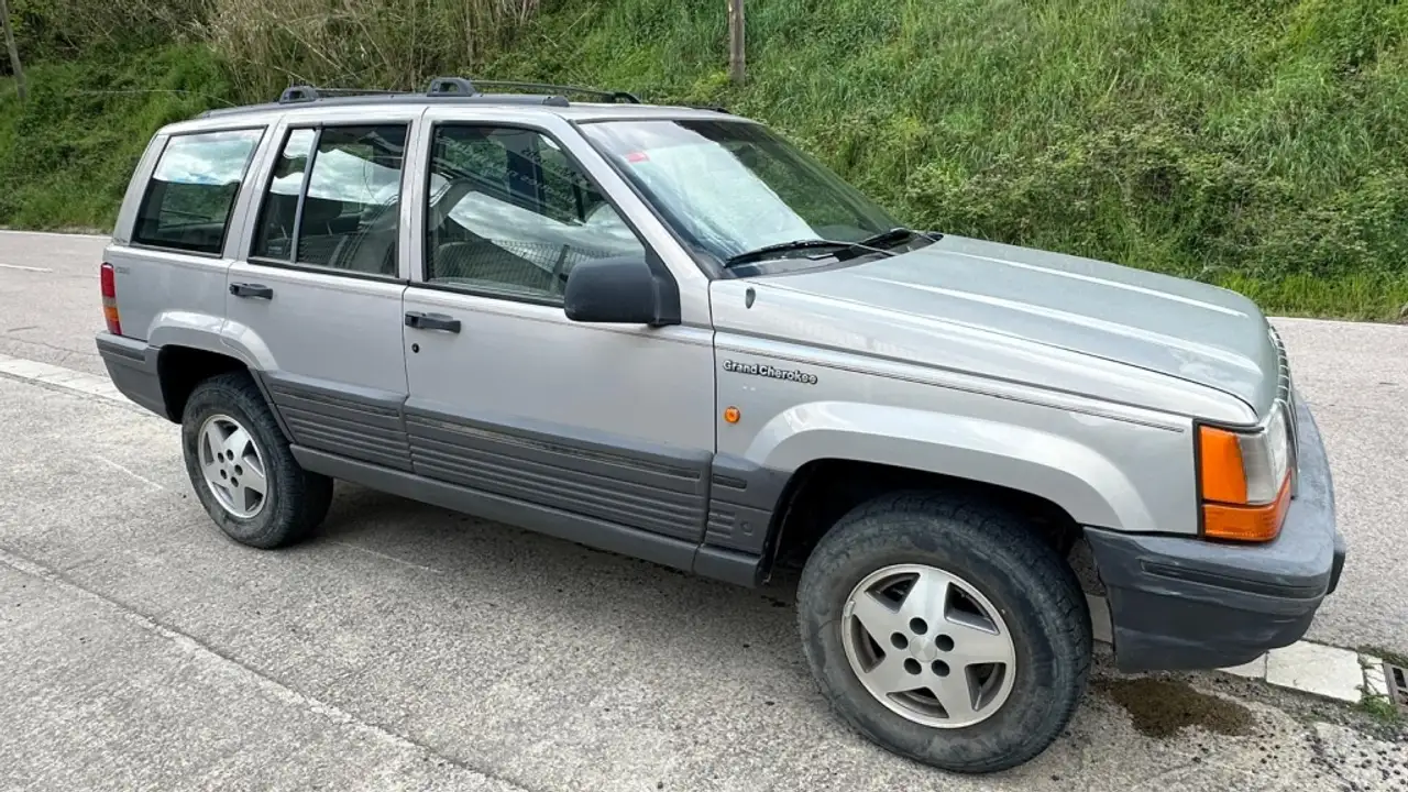 Jeep Grand Cherokee 4.0 Laredo Aut., foto 5
