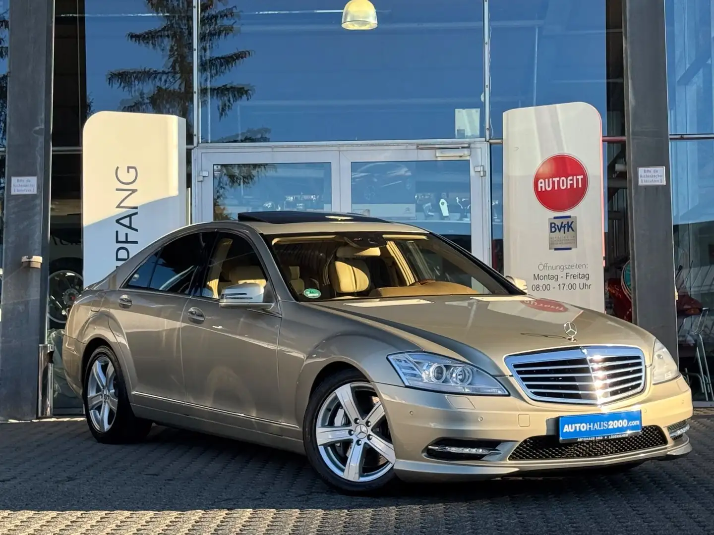 Mercedes-Benz S 500 4Matic/LUFTF./SHD/SBL/MASSAGE/SWA/ACC/ Beige - 2