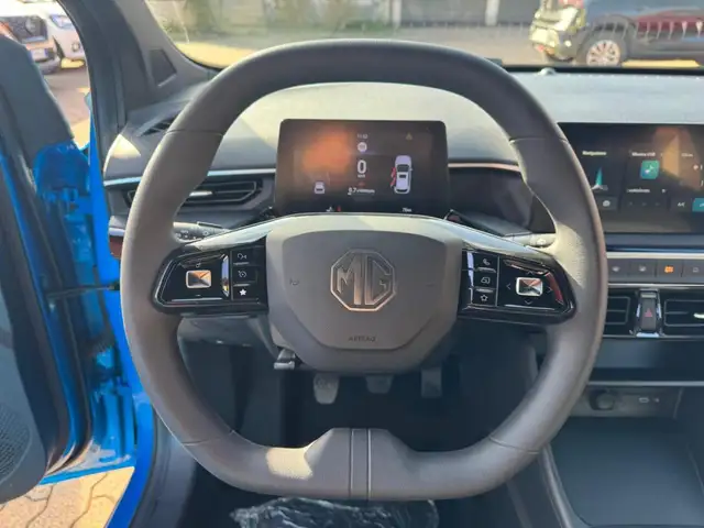 MG MG3 view 9