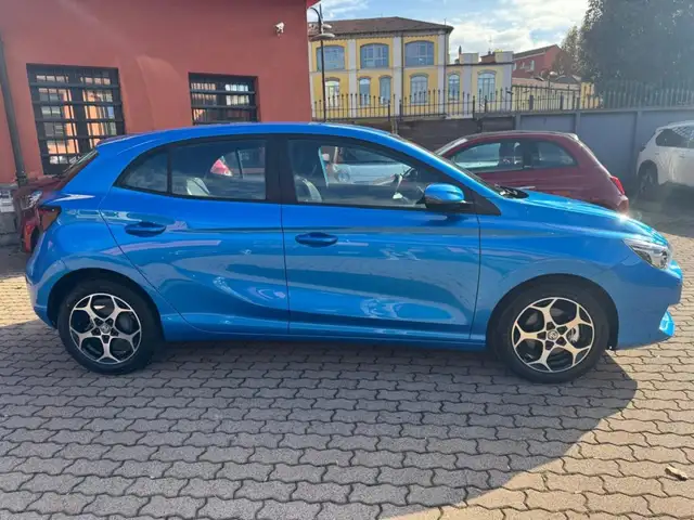 MG MG3 view 4