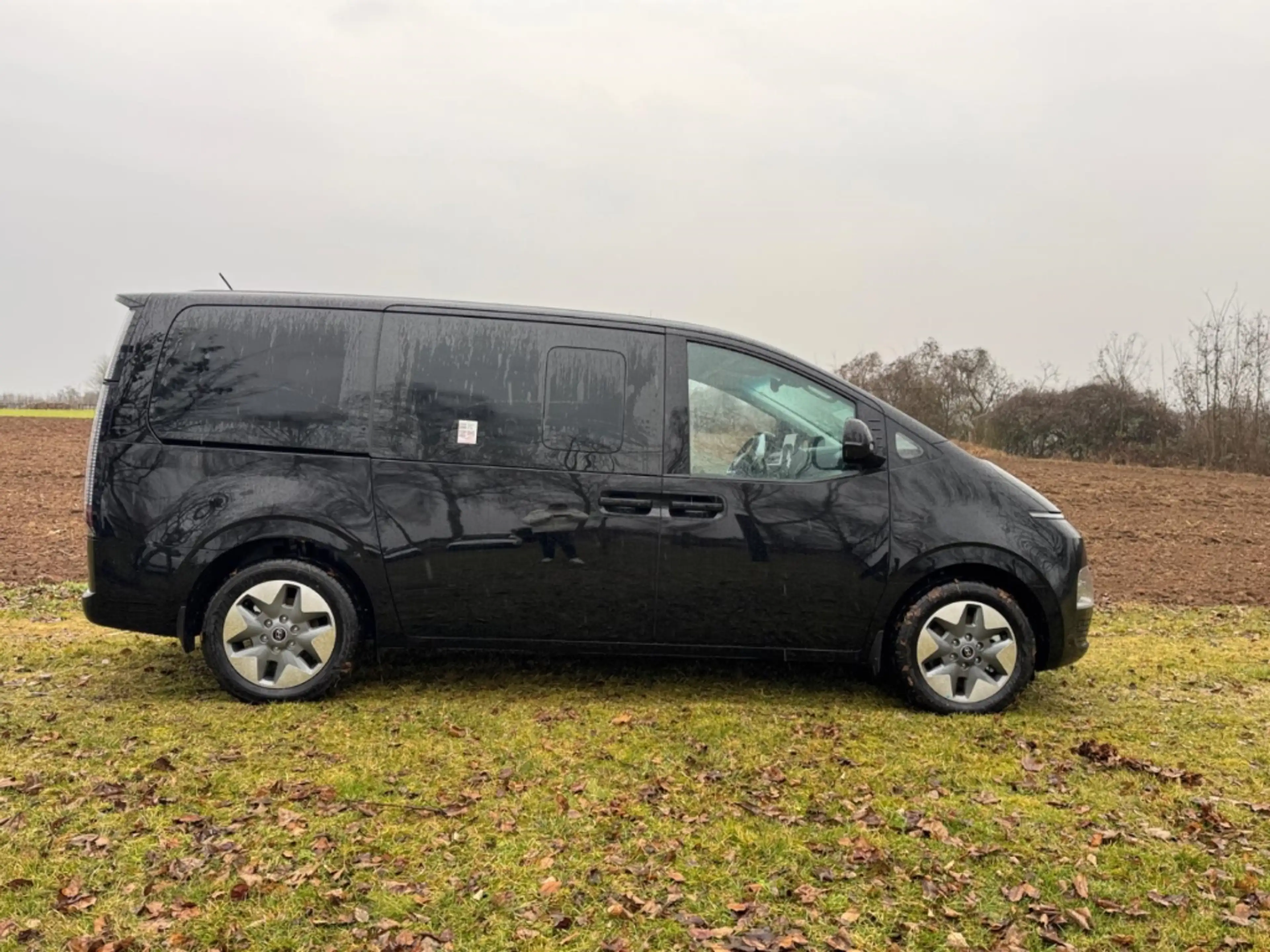 Hyundai STARIA Signature 1.6 T-GDI Navi Leder Digitales Cockpit S — photo 6
