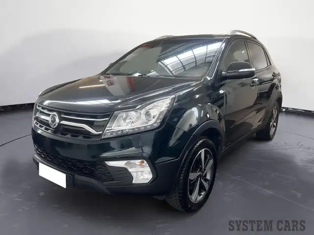 SsangYong Korando 2.0 Benzina 148CV 2WD M/T  bi-fuel GPL Limited - GANCIO TRAINO - REVISIONE VALIDA FINO 2028 - GOMME 4 STAGIONI - CATENA D