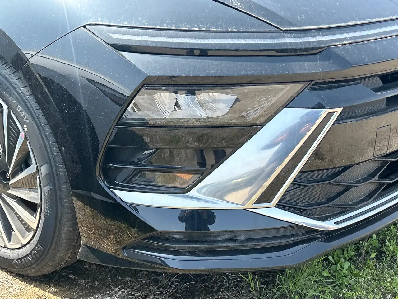 Hyundai SONATA снимка Hyundai SONATA