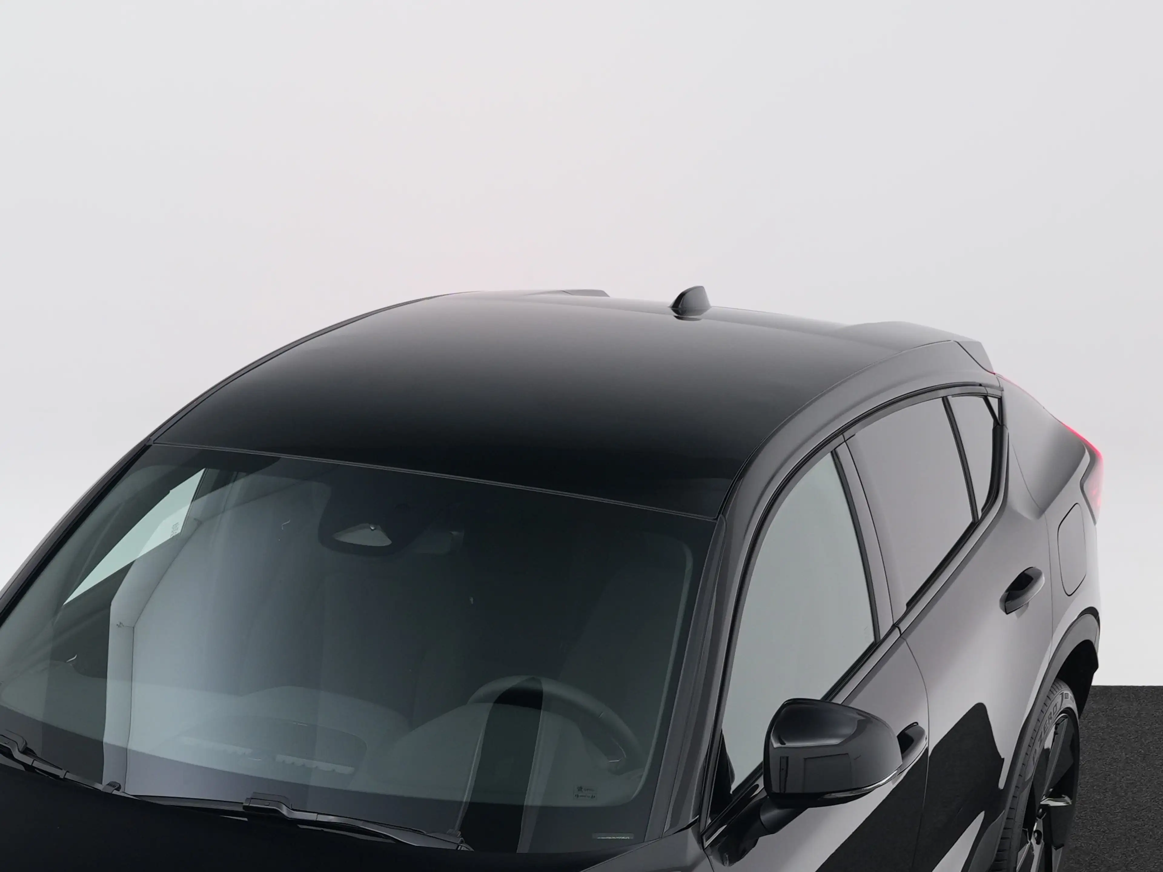 Volvo EC40 Single Plus Black Edition Europa 70 kWh | 360 came — photo 23