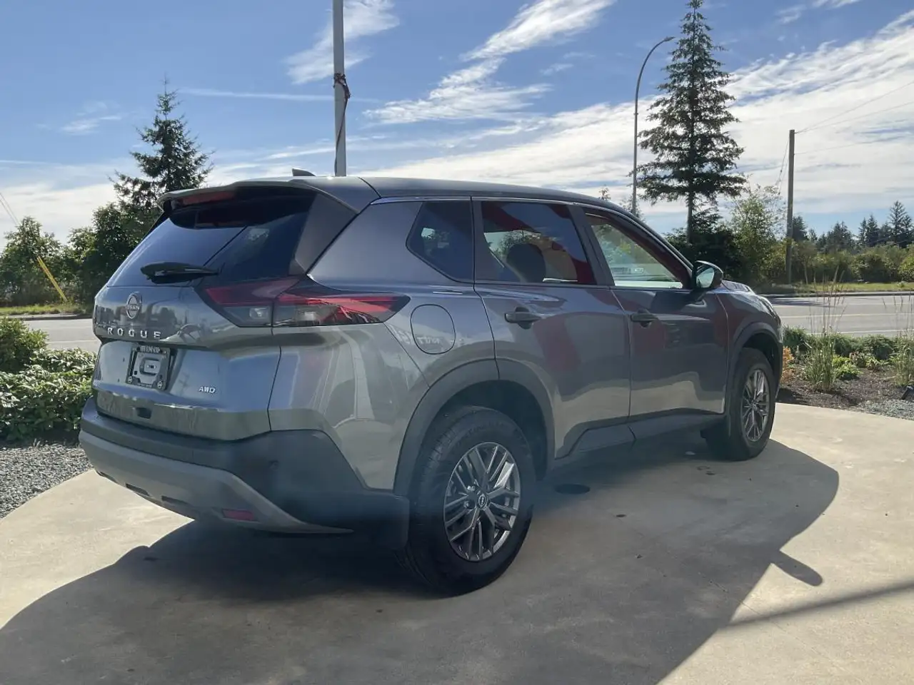 Nissan Rogue снимка Nissan Rogue