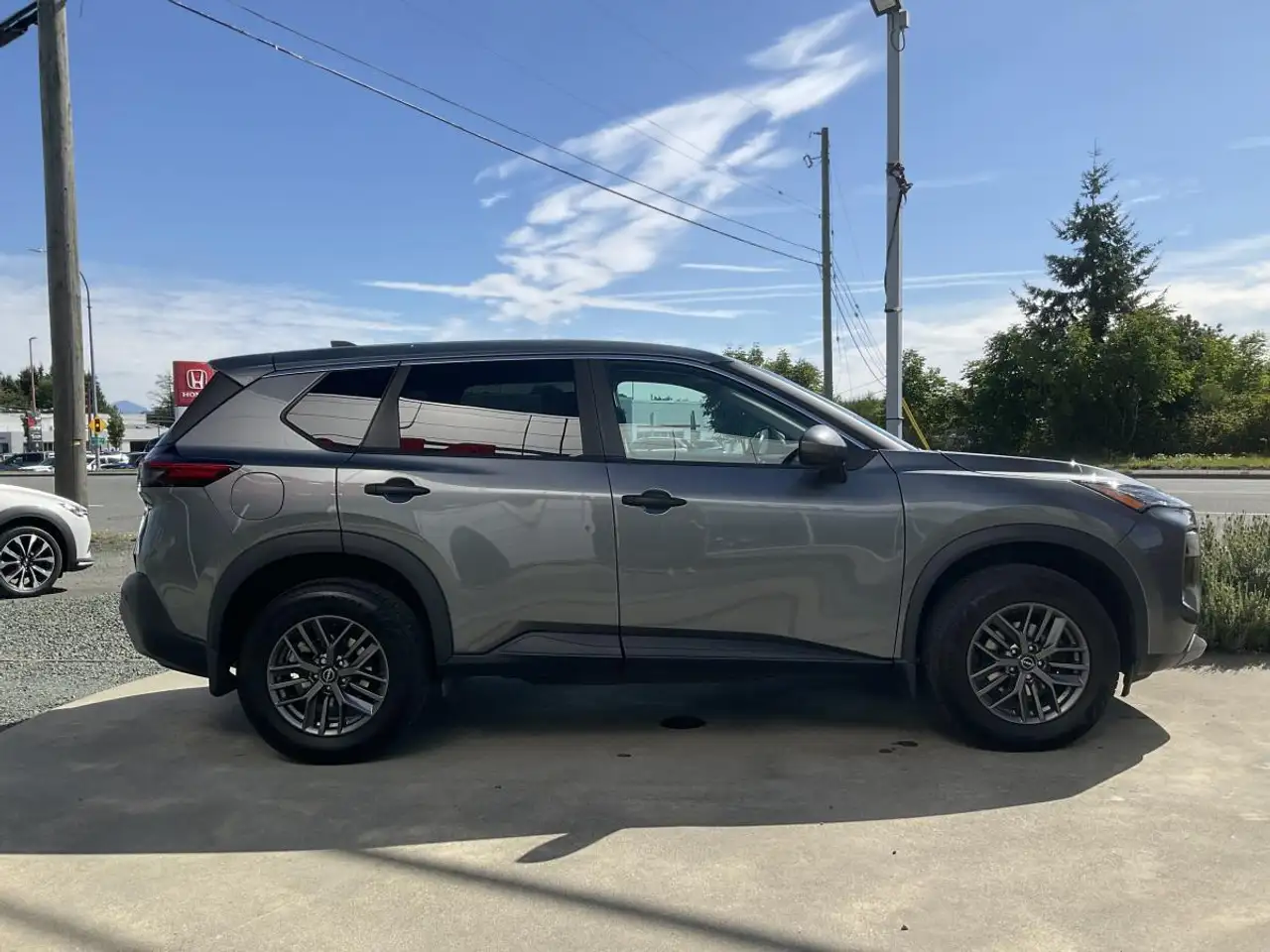 Nissan Rogue снимка Nissan Rogue