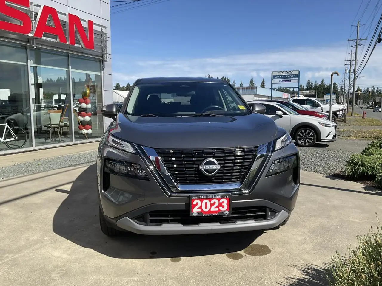 Nissan Rogue снимка Nissan Rogue