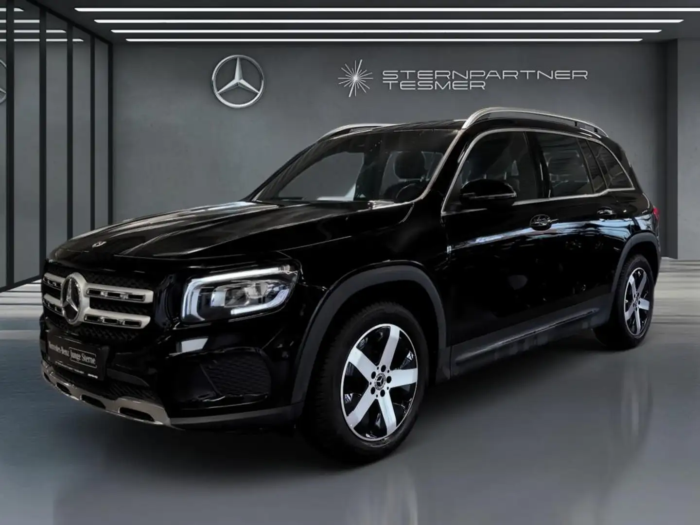 Mercedes-Benz GLB 200 MBUX+Progressive+Ambiente+KAMERA+AHK+AUT Schwarz - 1