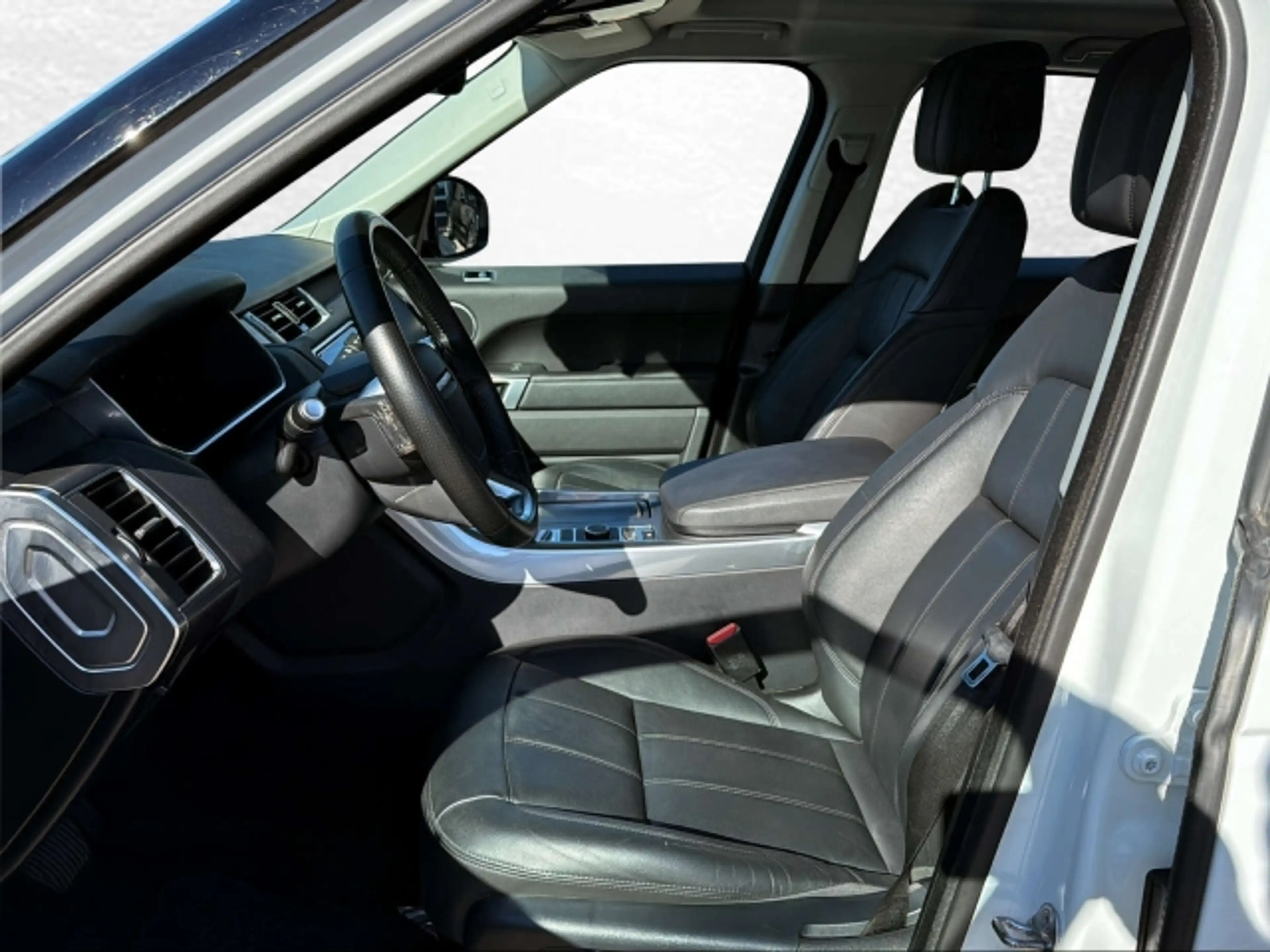 Land Rover Range Rover Sport 3,0 SDV6 SE — photo 12